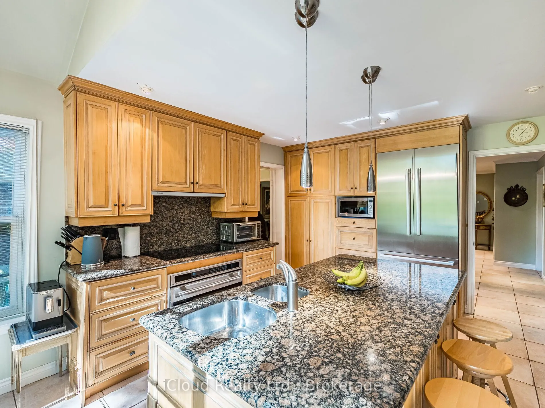 1529 Ballyclare Drive