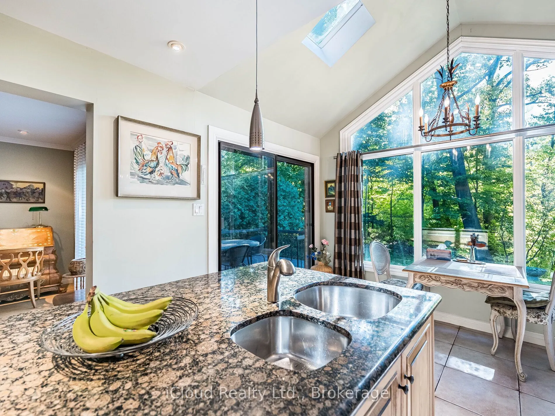 1529 Ballyclare Drive