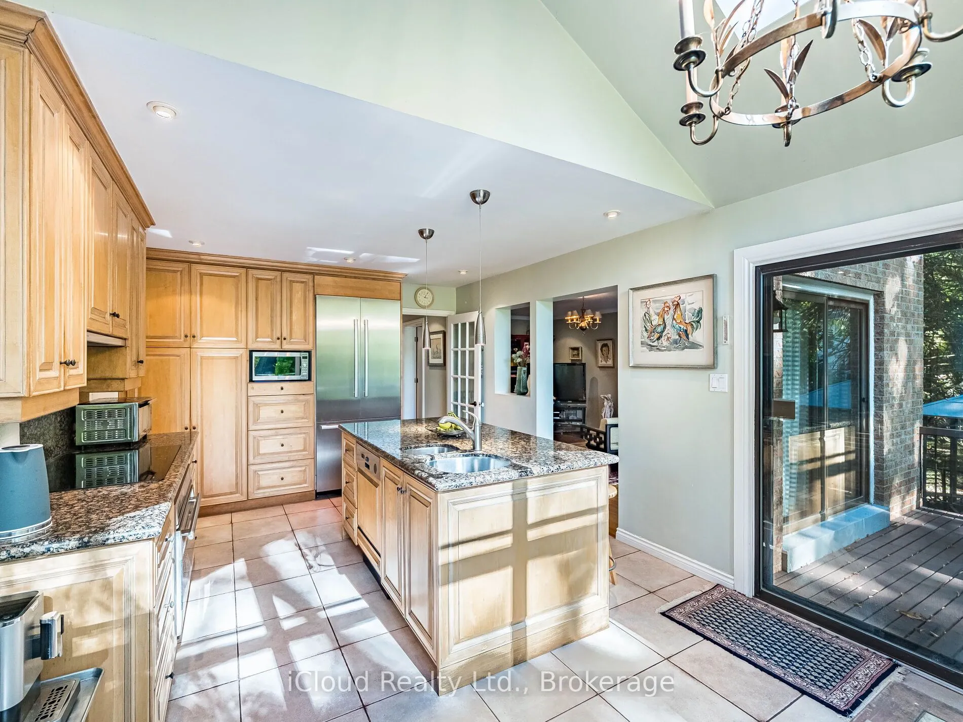 1529 Ballyclare Drive