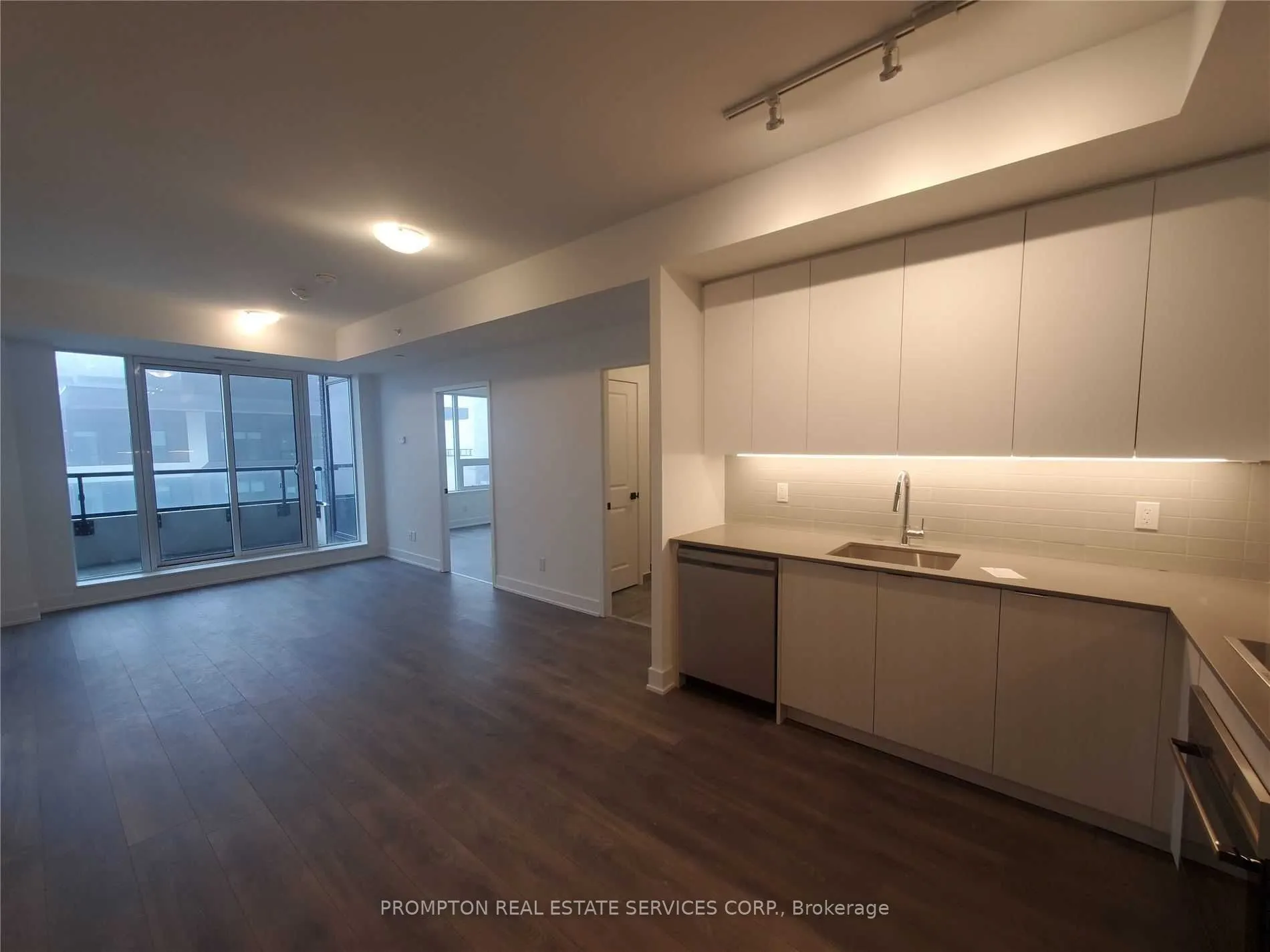 2481 Taunton Road, ##1204