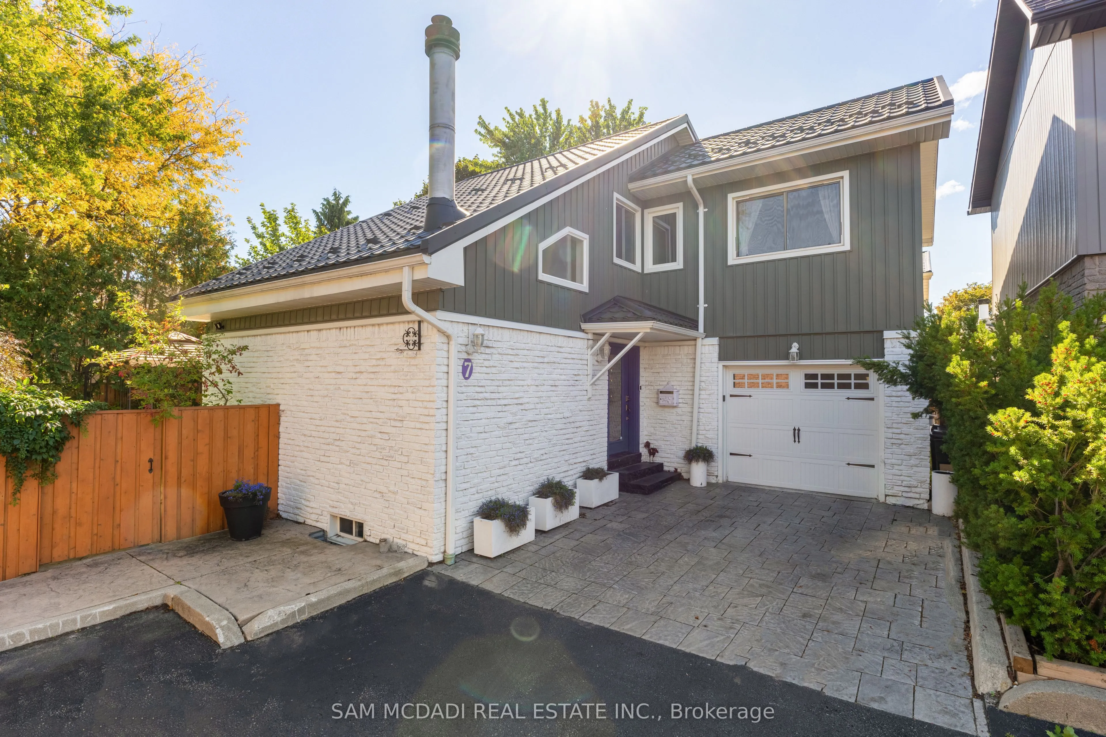 7 Pierpont Place