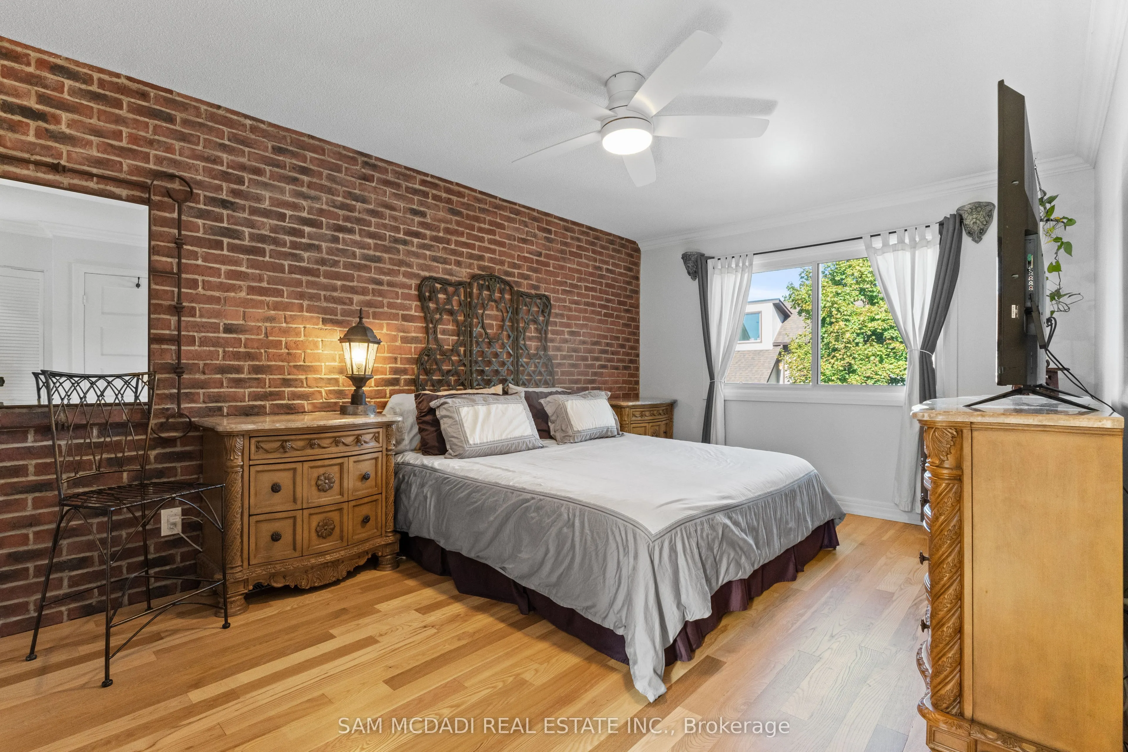 7 Pierpont Place