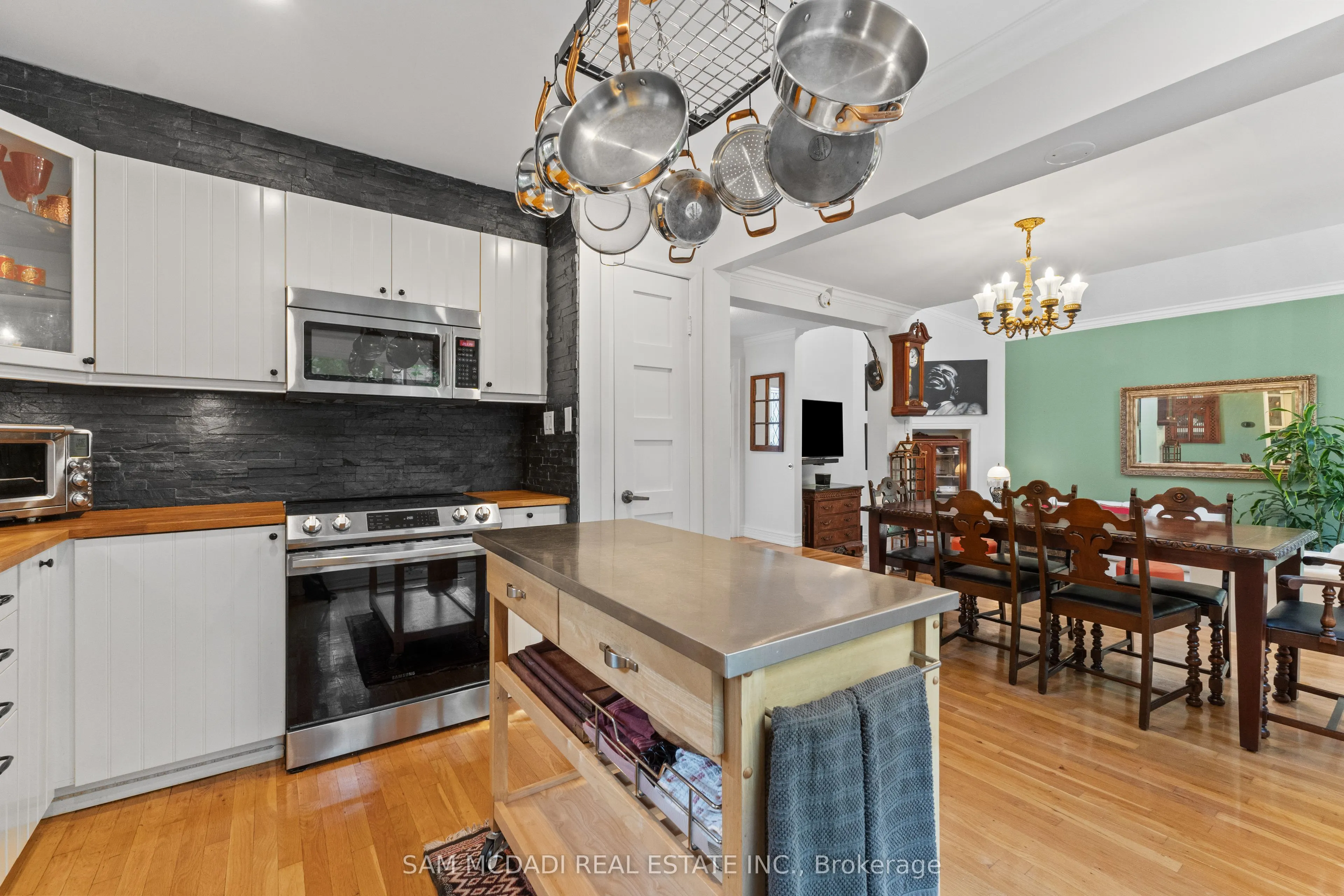 7 Pierpont Place