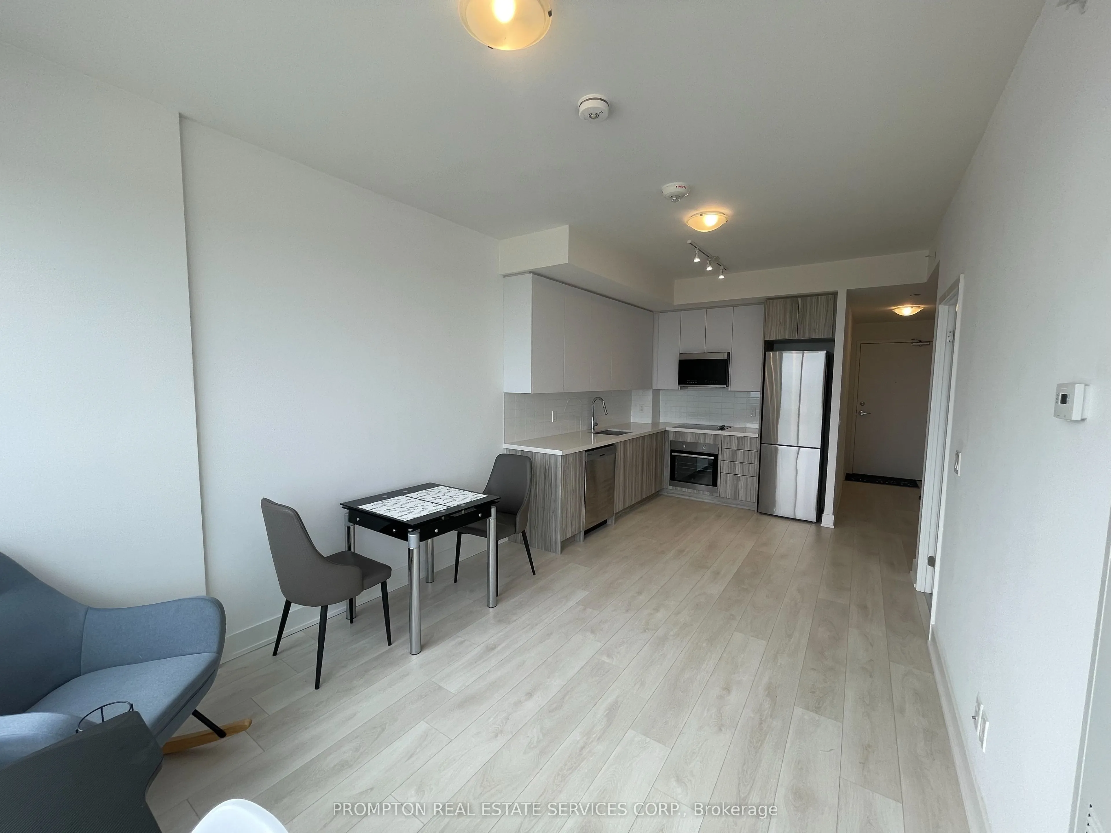 297 Oak Walk Drive, ##1601