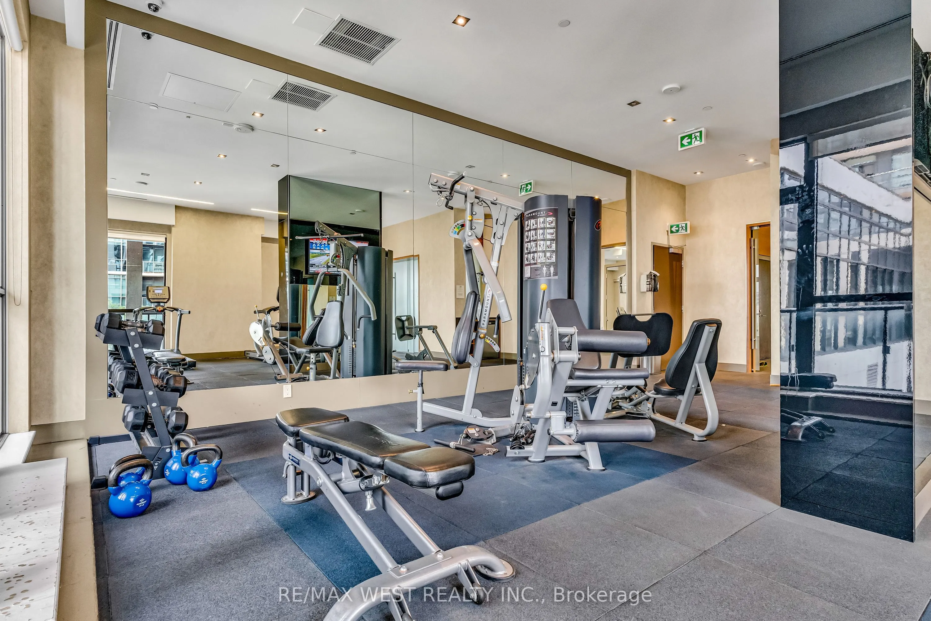 15 Zorra Street, #8