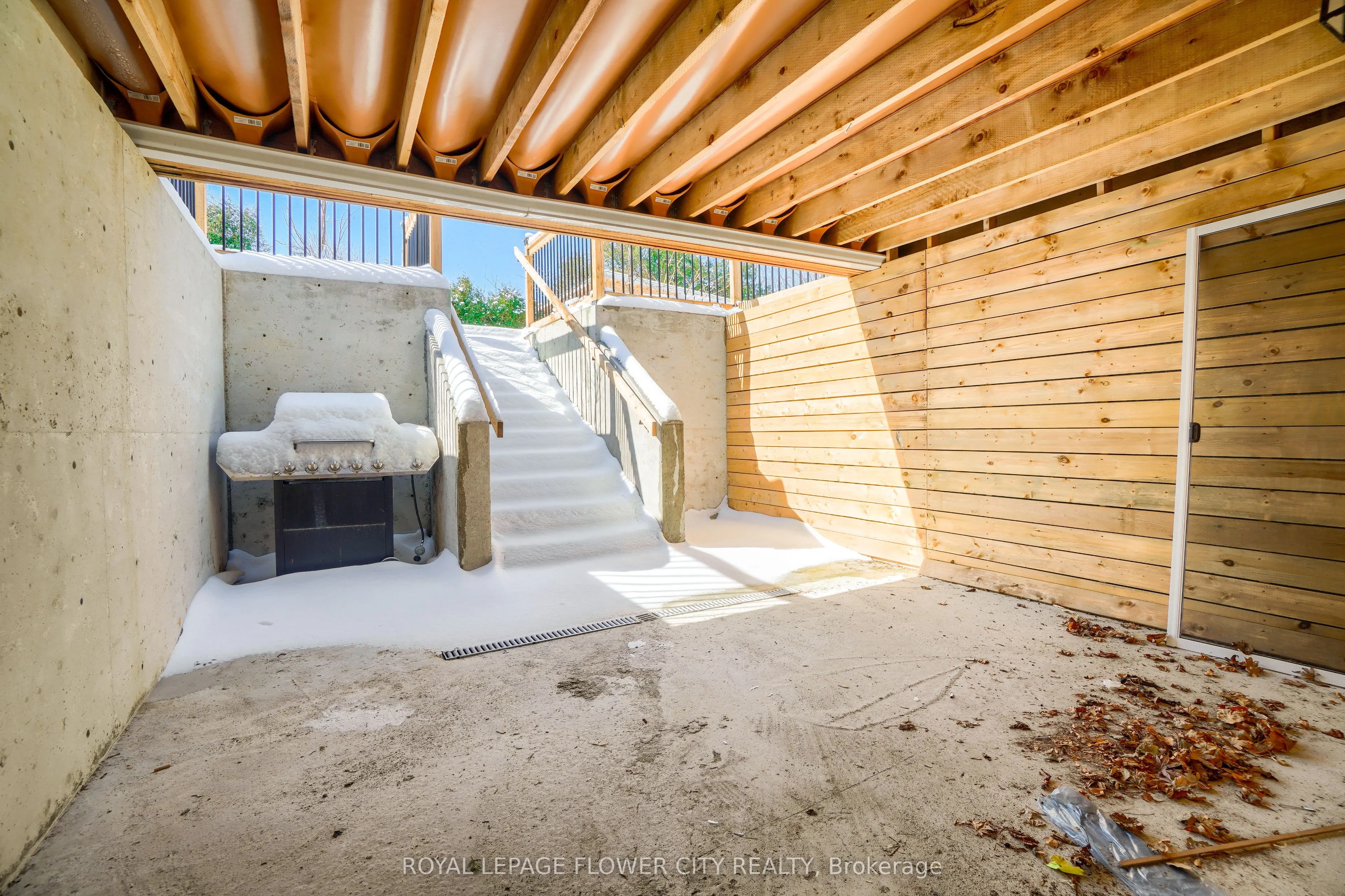 12 Gondola Crescent, #Basment