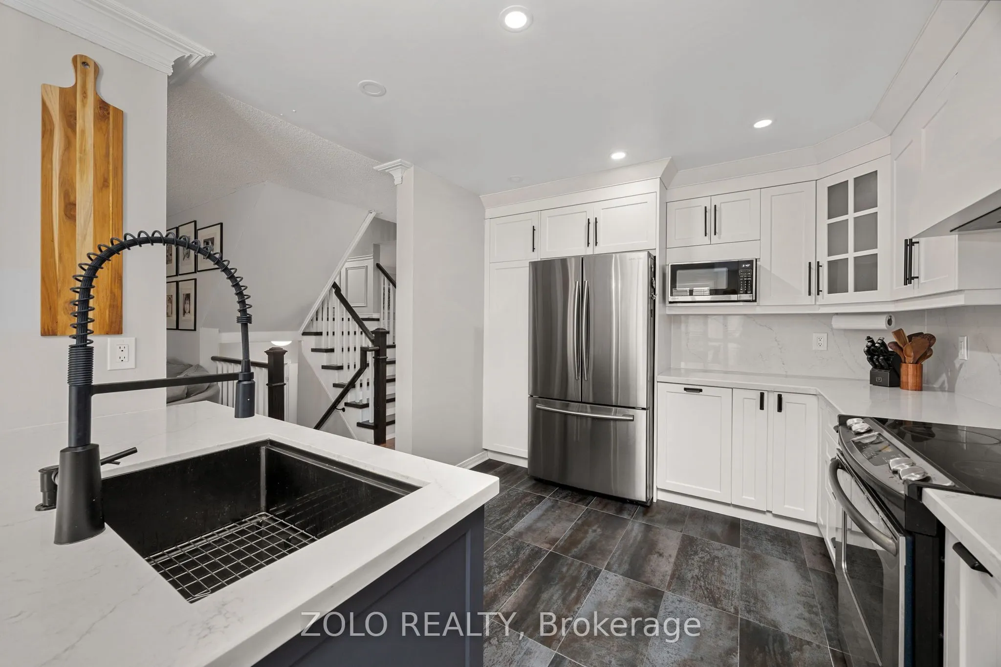 49 Sandyshores Drive