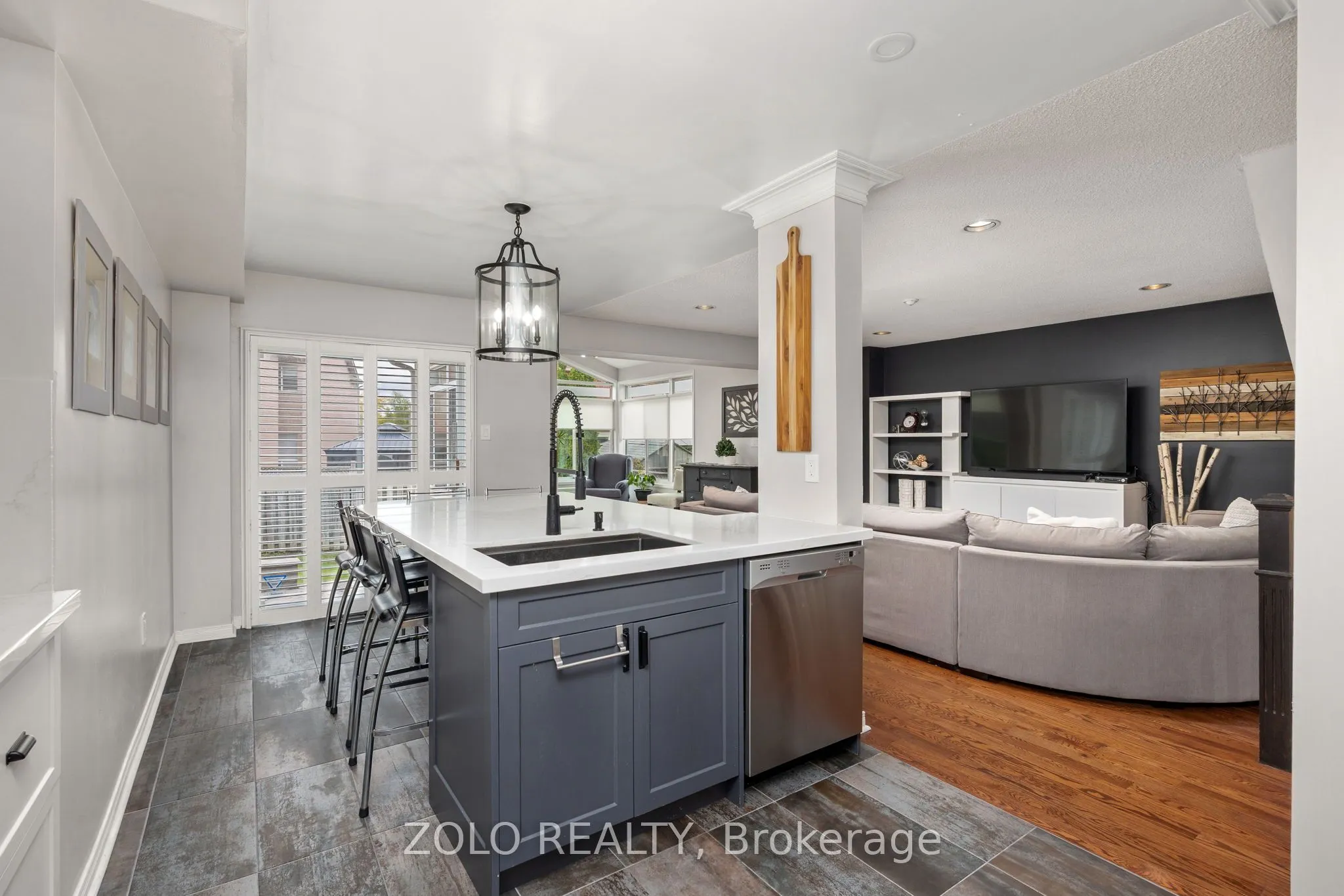 49 Sandyshores Drive