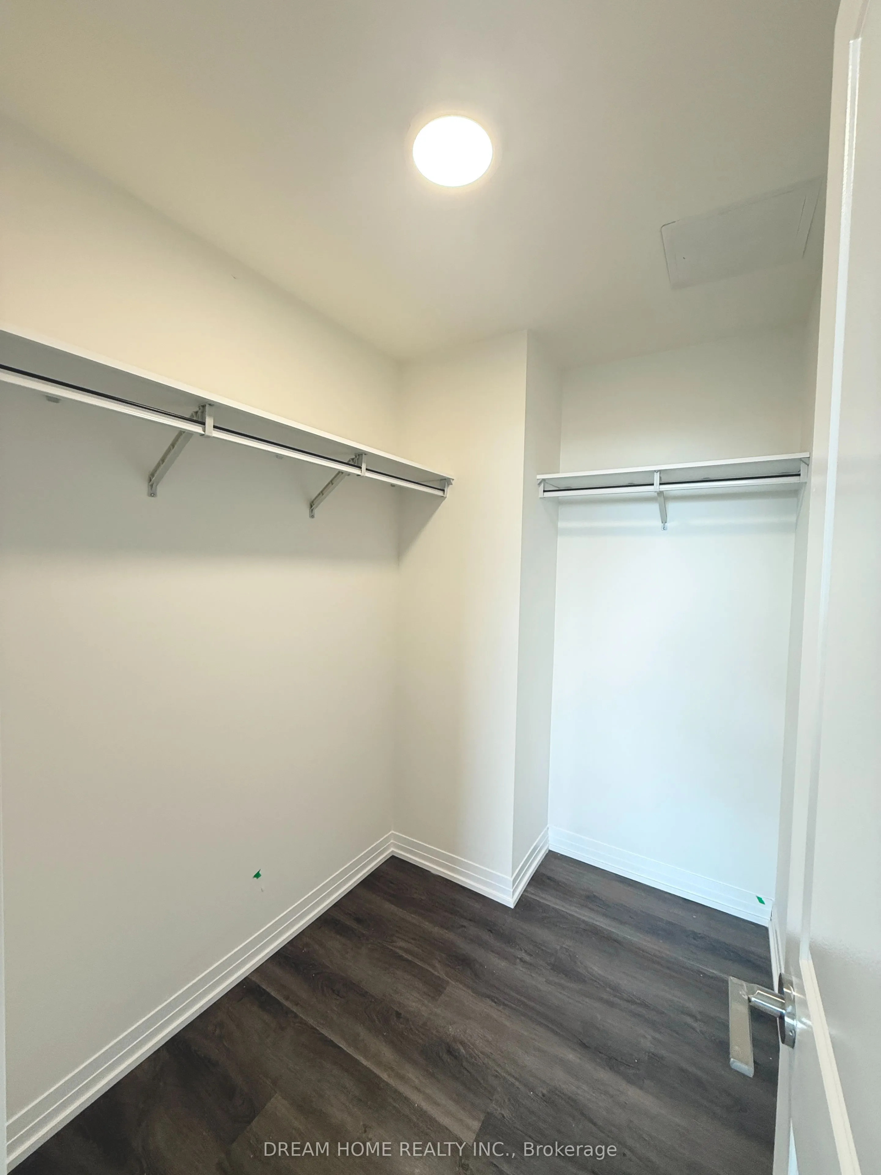 15 Watergarden Drive, #2304
