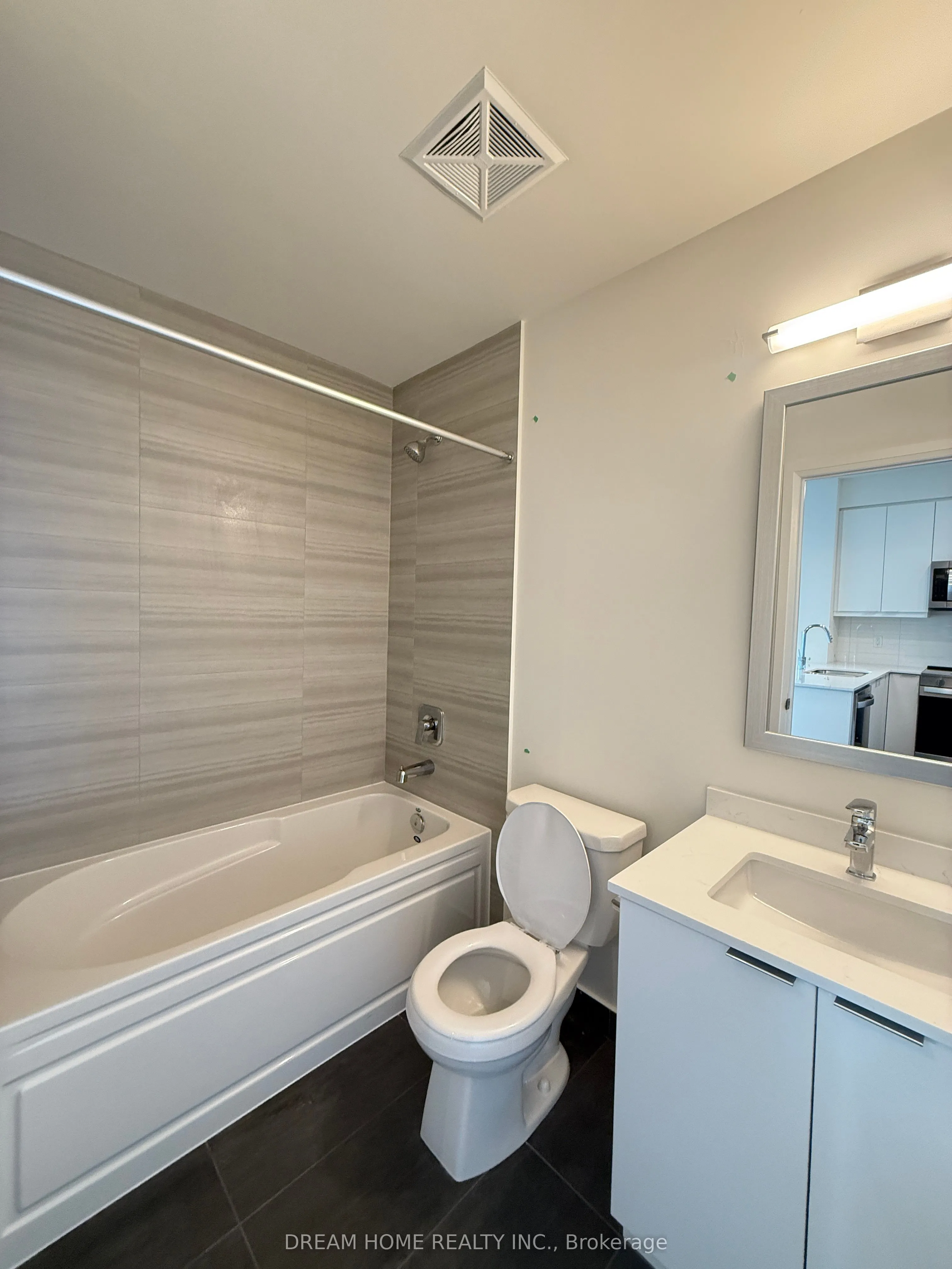 15 Watergarden Drive, #2304