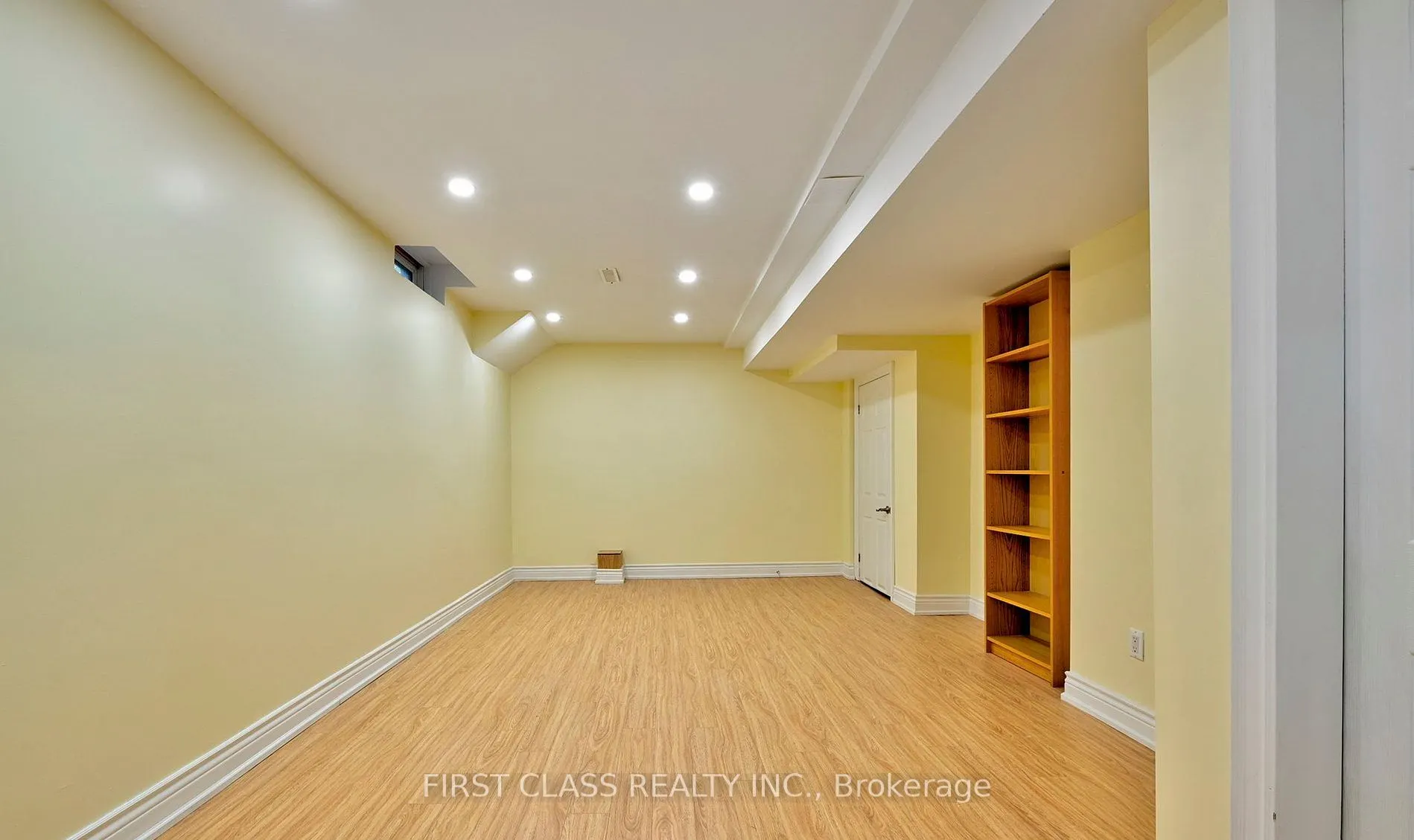 1200 RUSHBROOKE Drive, #Lower