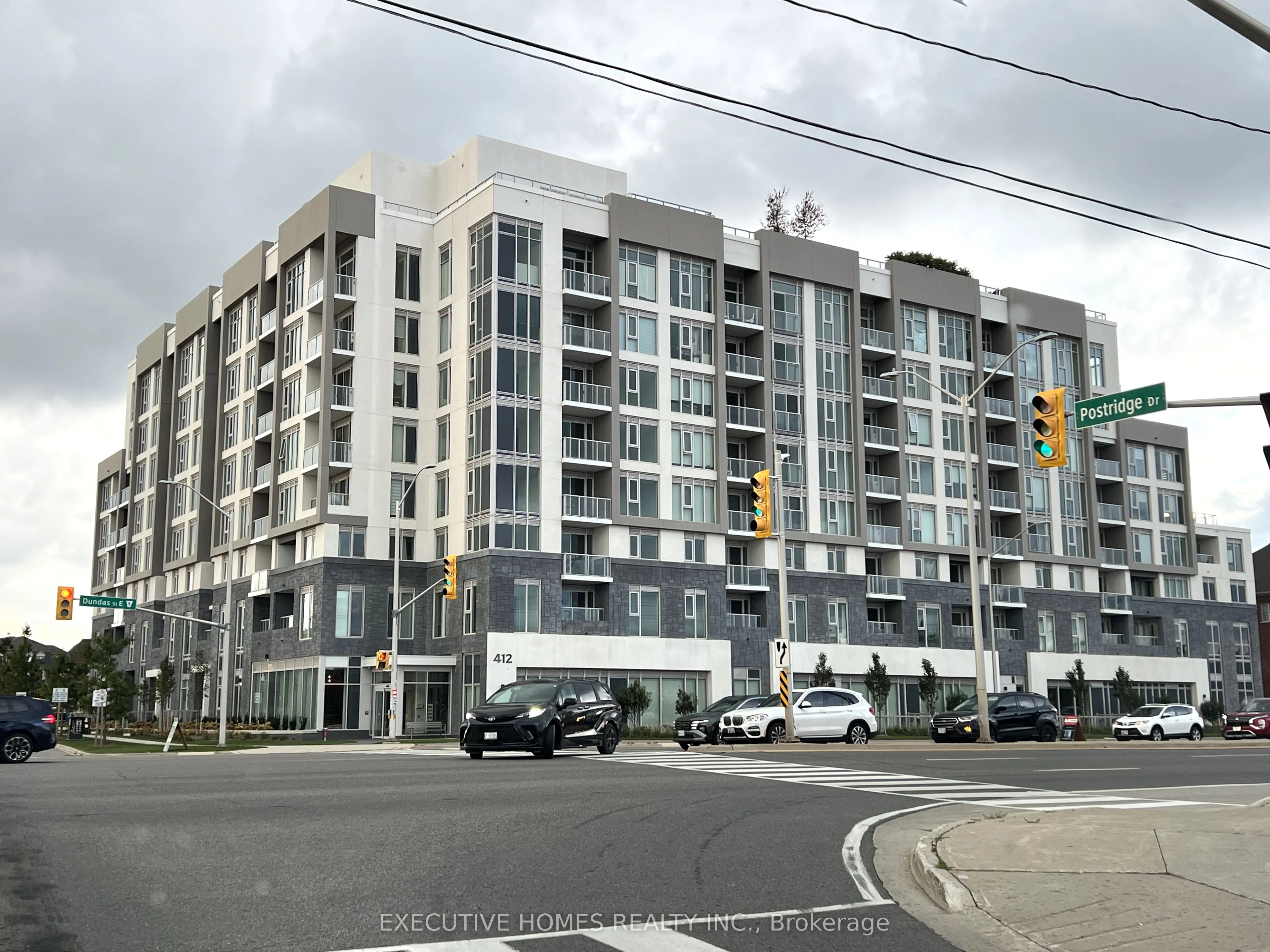 421 Silver Maple Road, #427