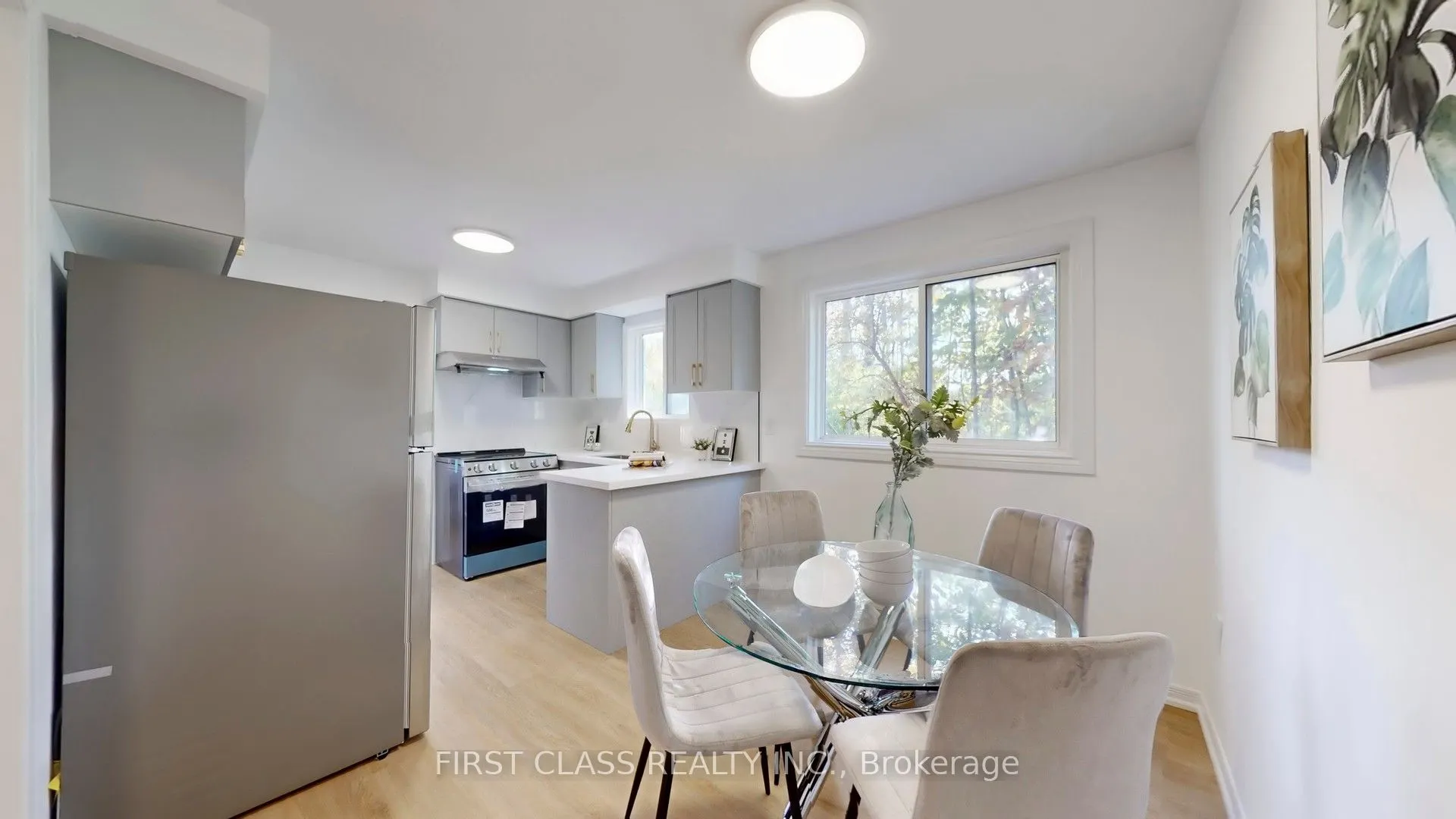 1180 Shagbark Crescent