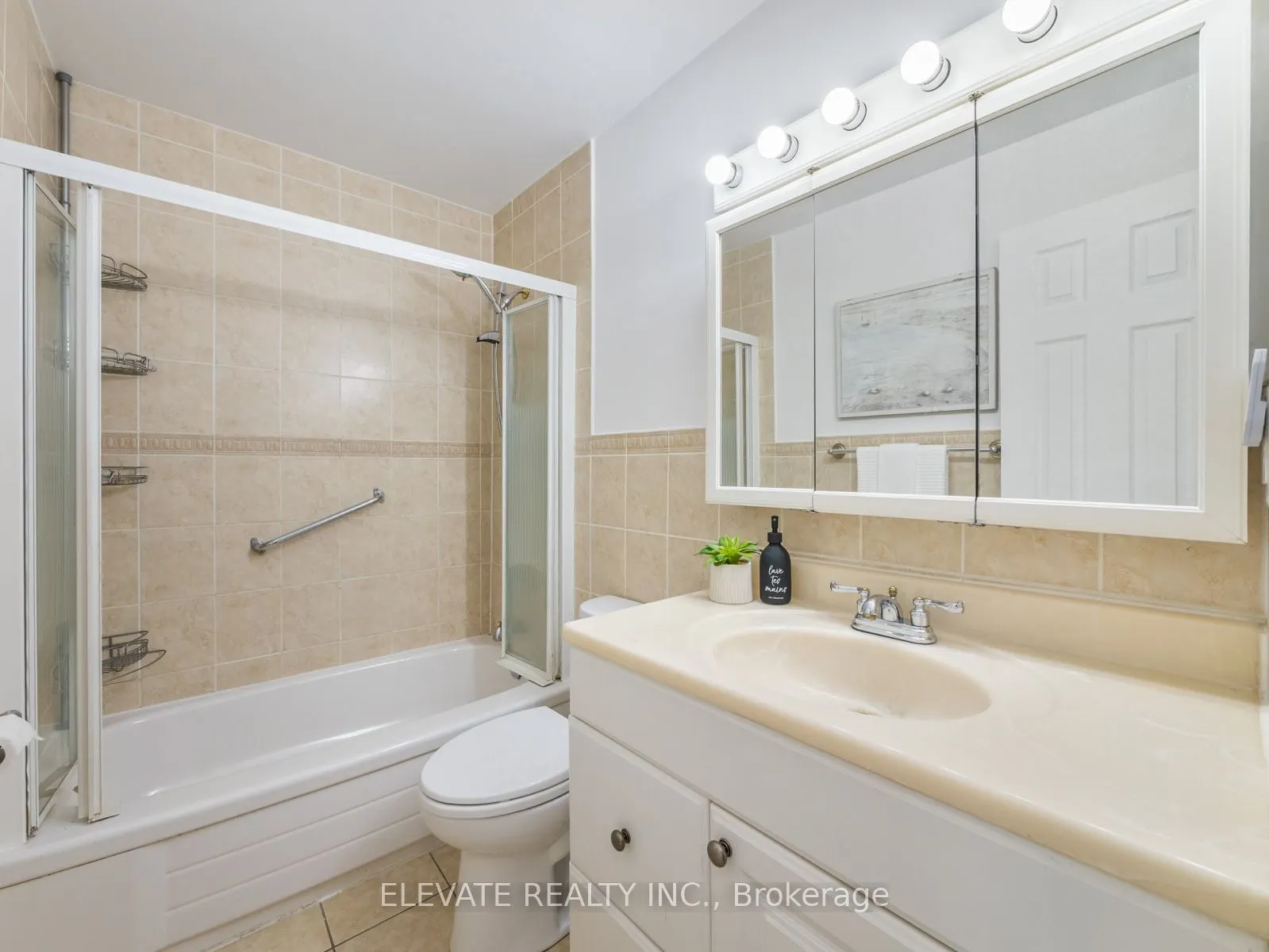 1660 Bloor Street E, #612
