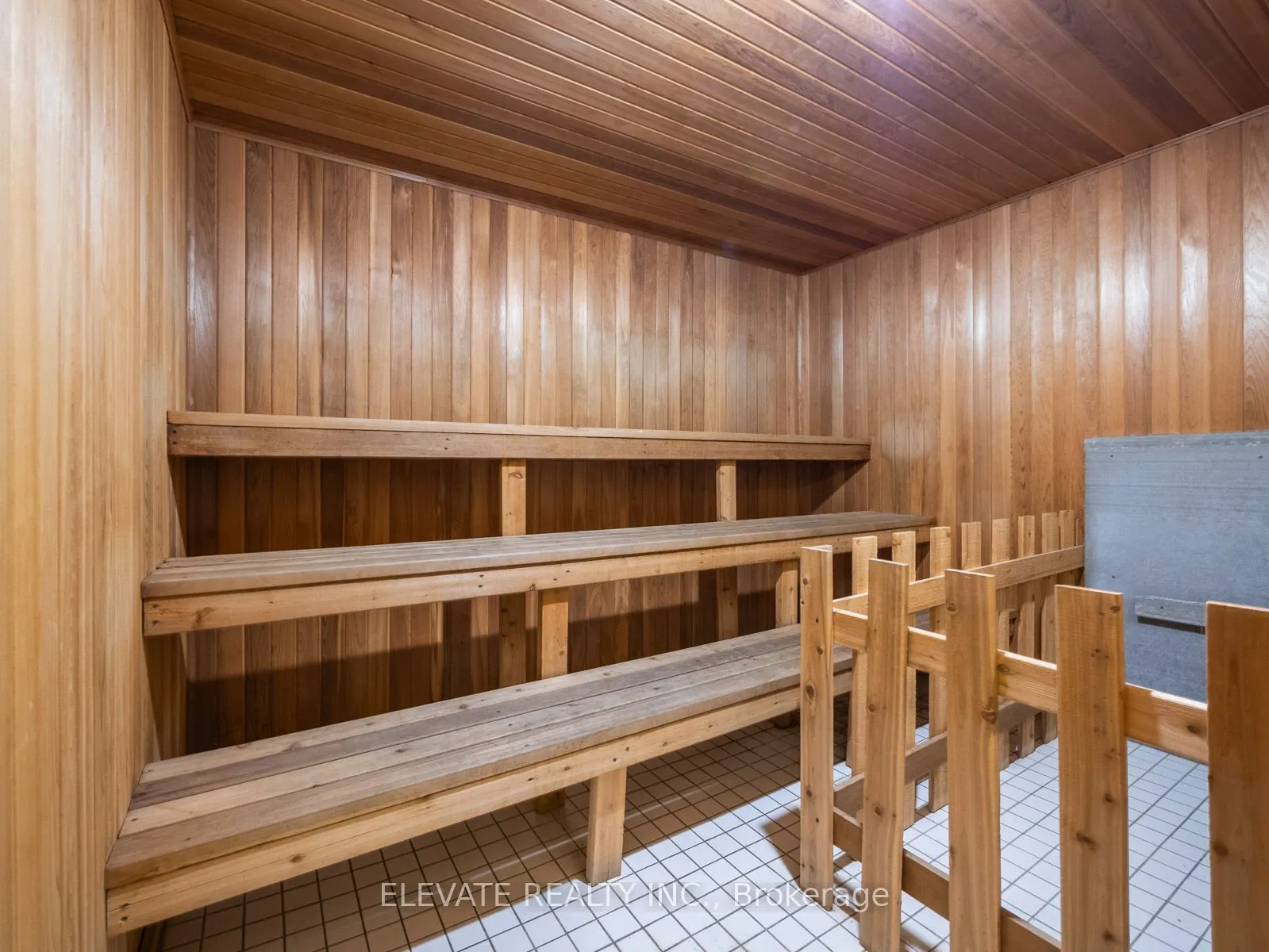 1660 Bloor Street E, #612