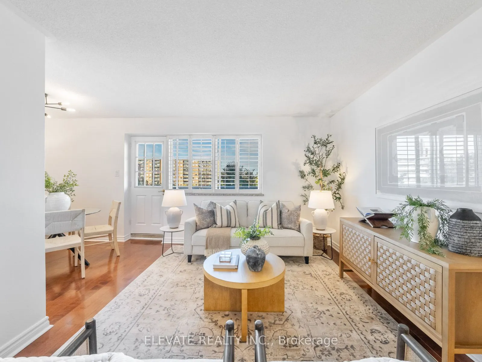 1660 Bloor Street E, #612