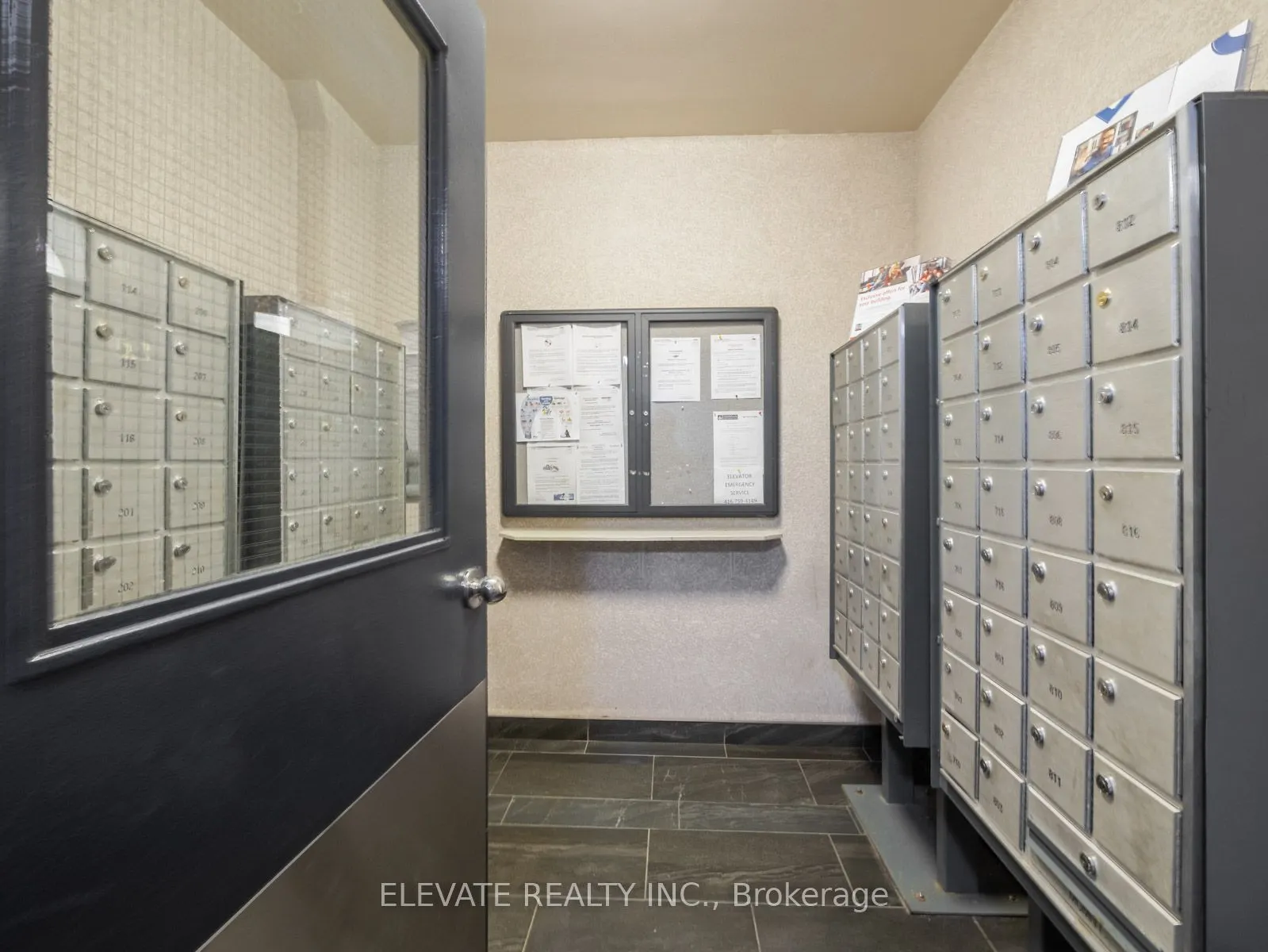 1660 Bloor Street E, #612