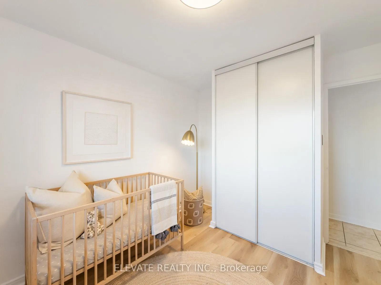 1660 Bloor Street E, #612