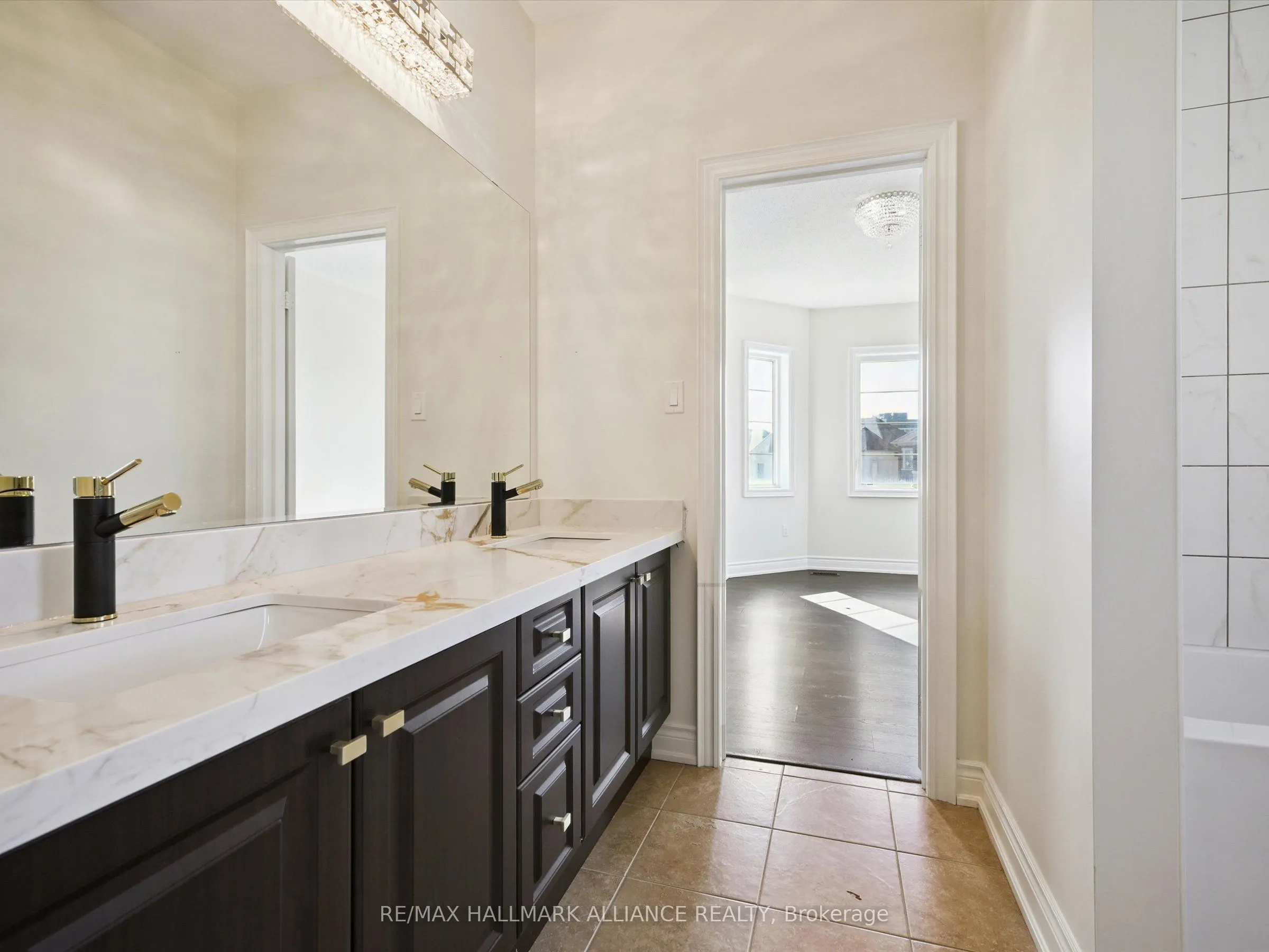 3340 Meadow Marsh Crescent