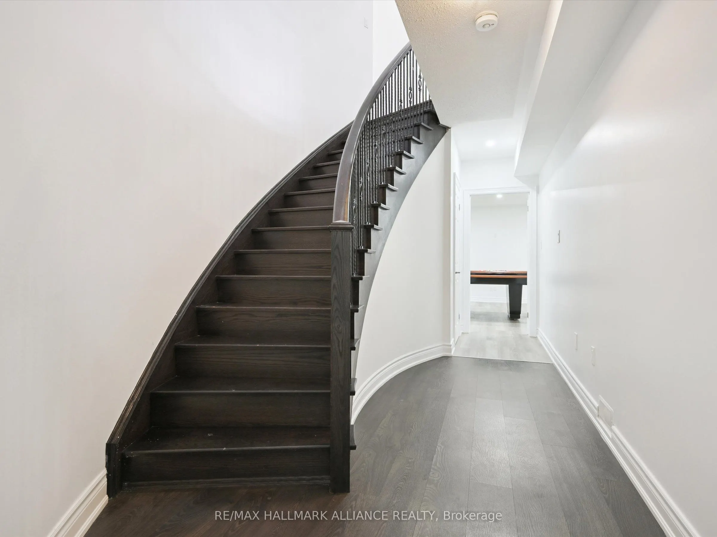 3340 Meadow Marsh Crescent