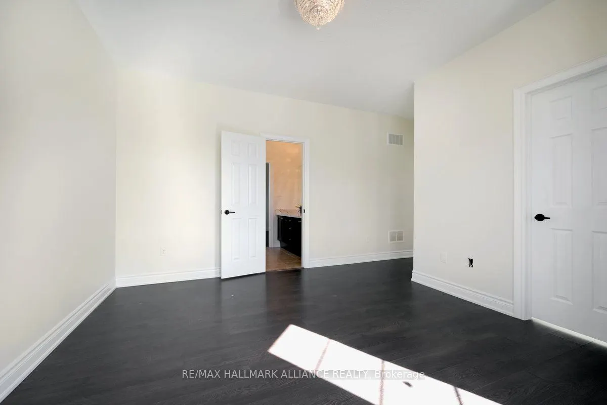 3340 Meadow Marsh Crescent