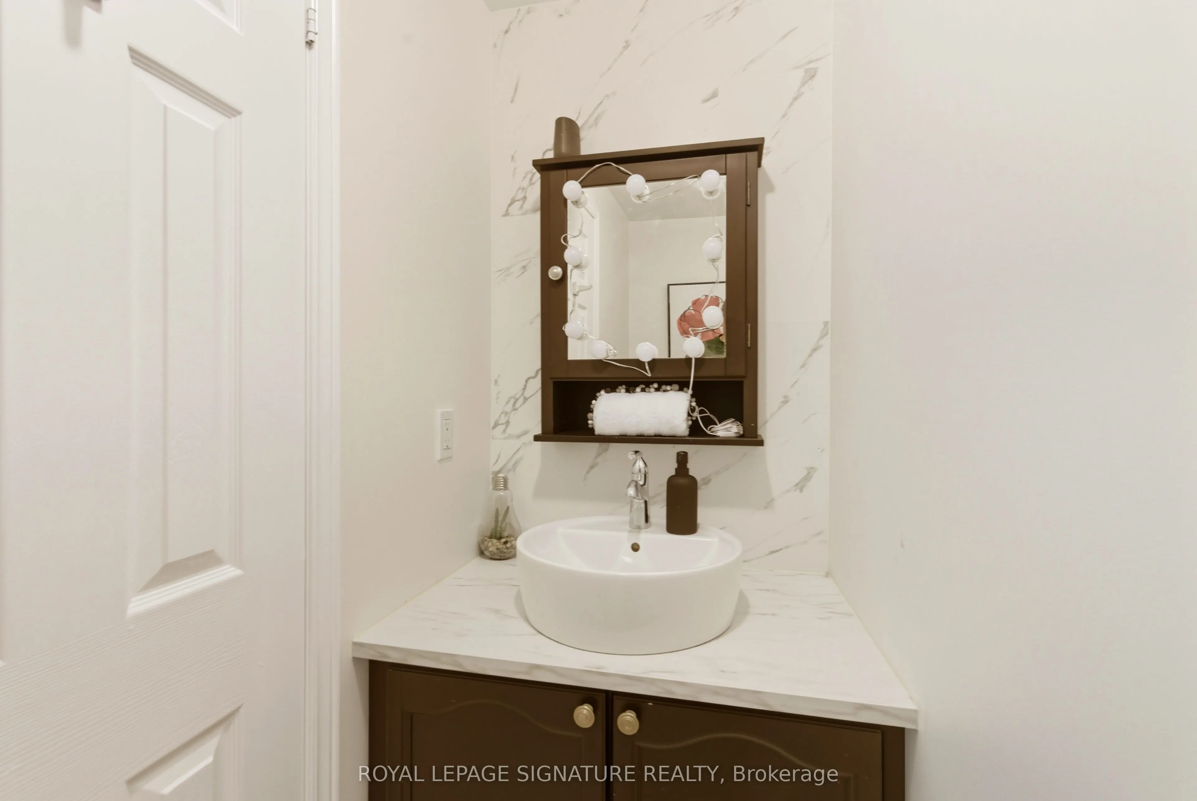 2993 Gulfstream Way