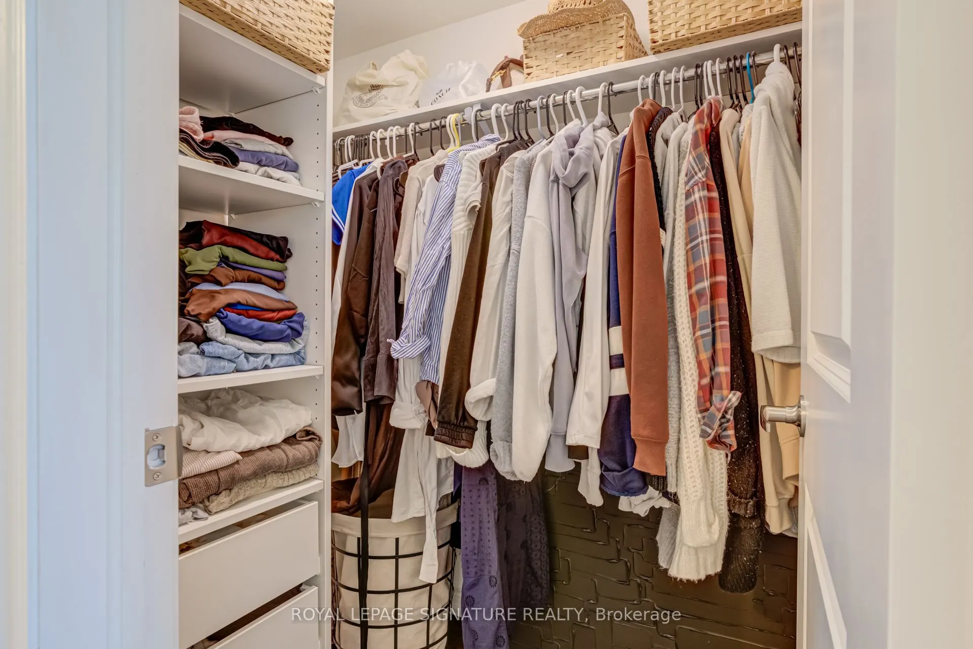 2199 Lillykin Street, #25