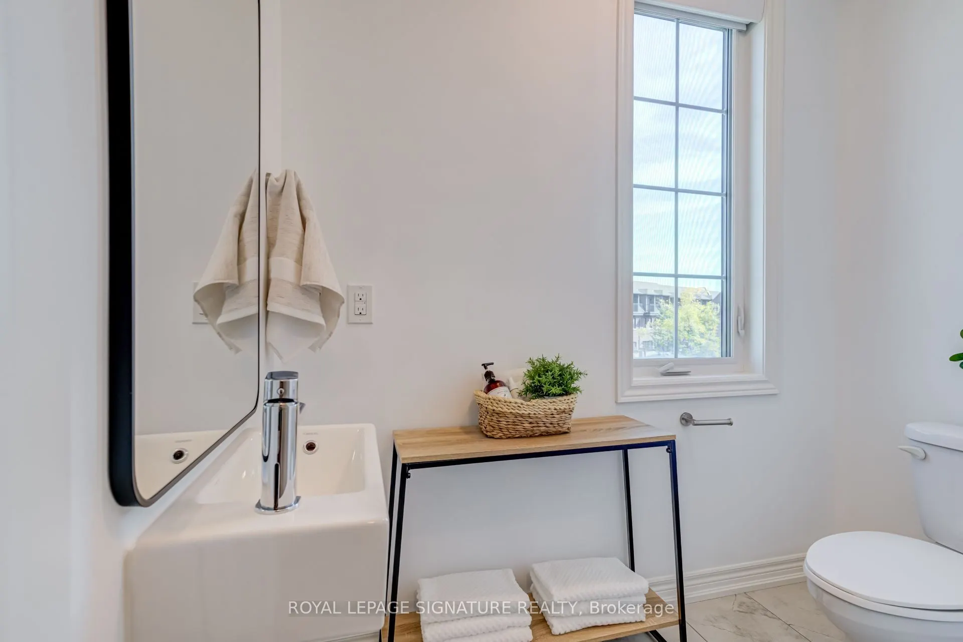 2199 Lillykin Street, #25