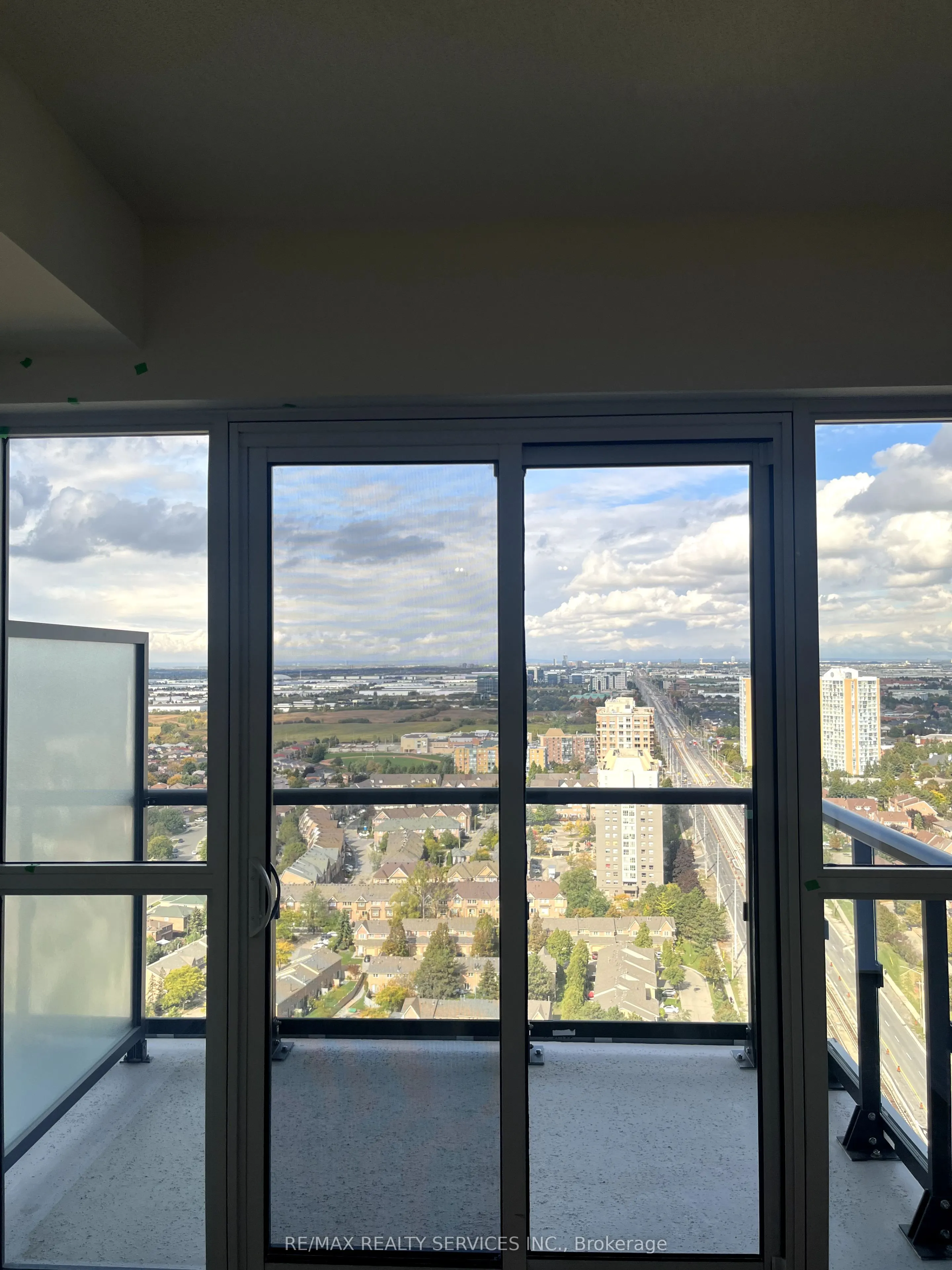 15 Watergarden Drive, #2708