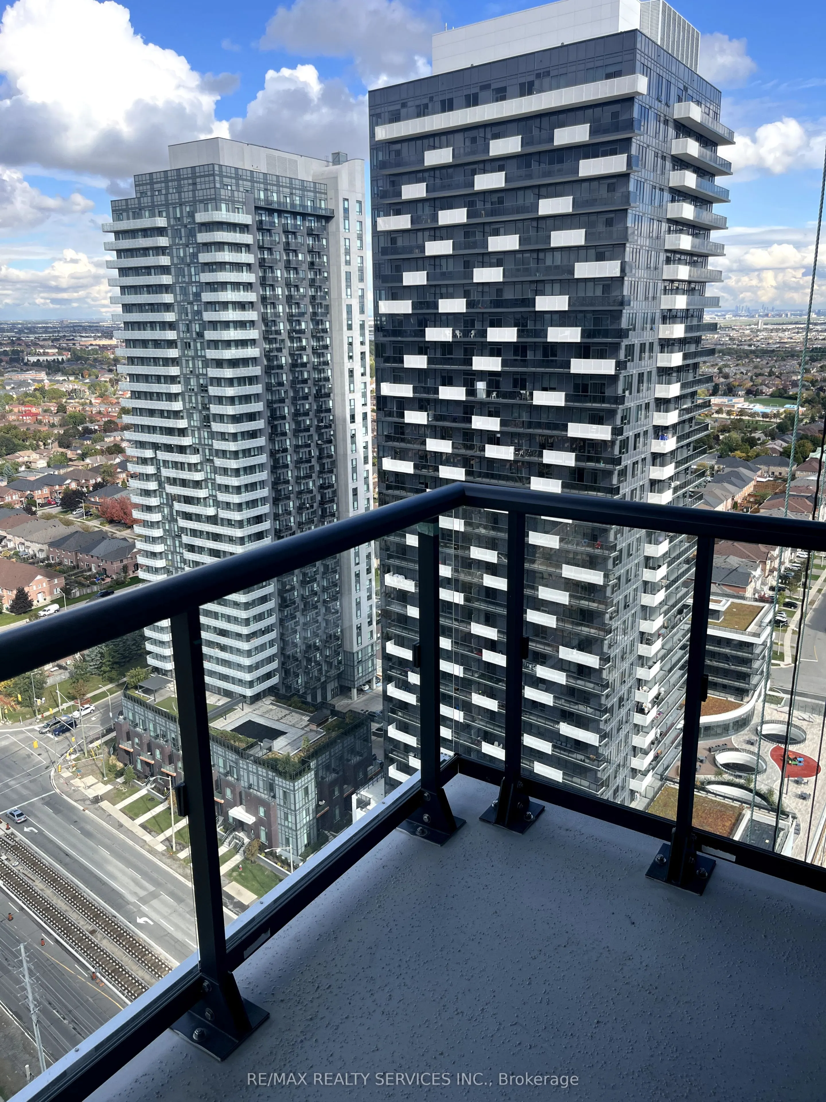 15 Watergarden Drive, #2708