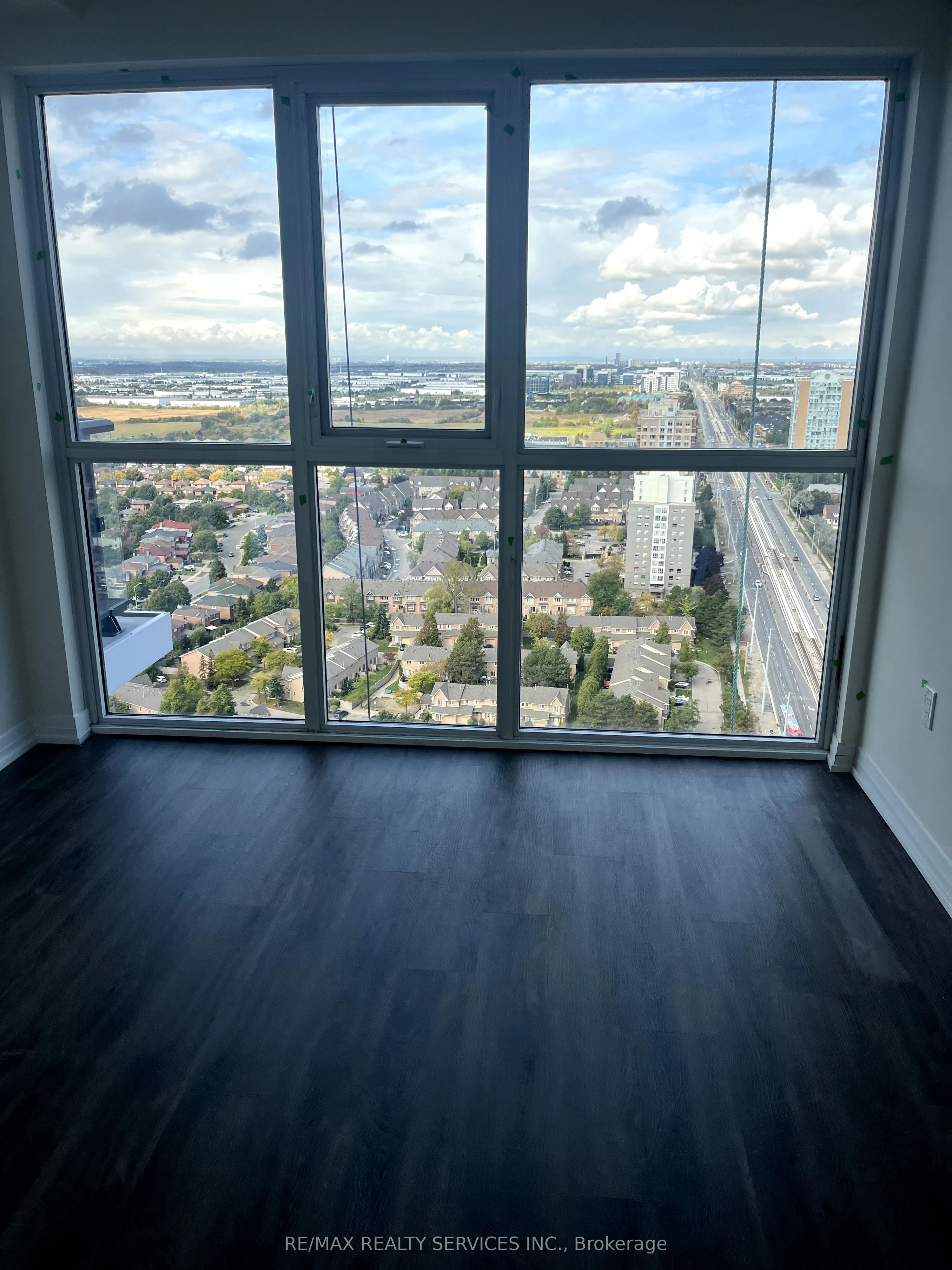 15 Watergarden Drive, #2708