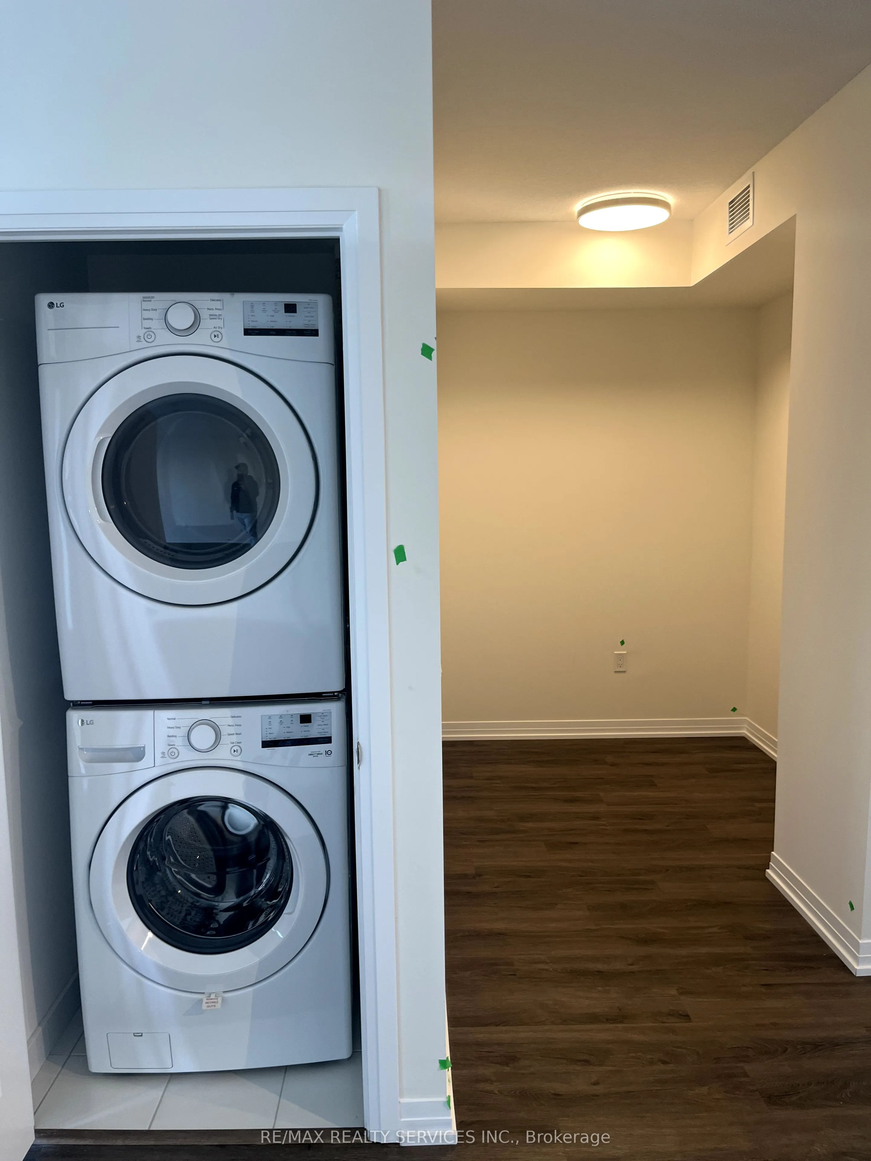 15 Watergarden Drive, #2708