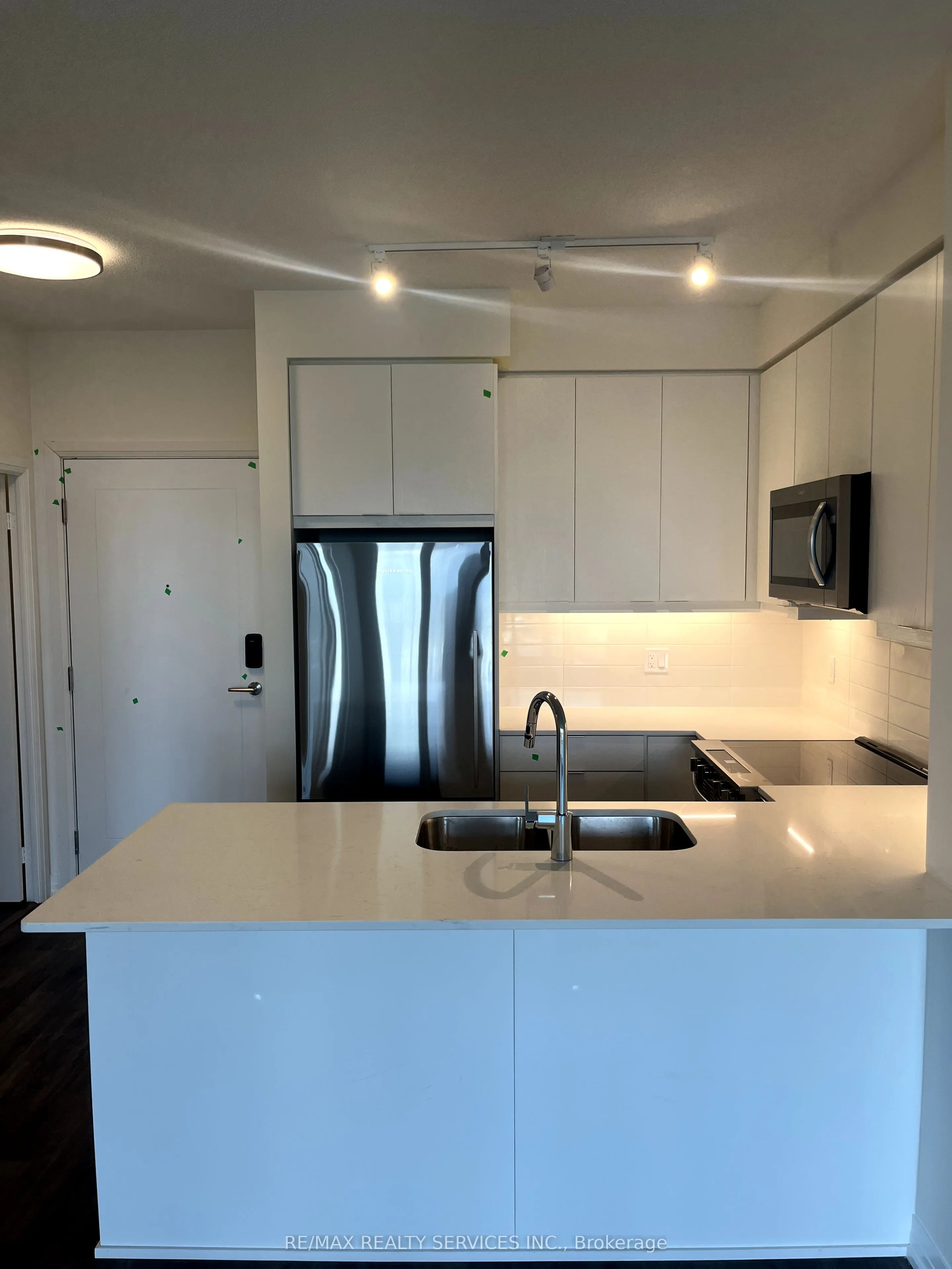 15 Watergarden Drive, #2708