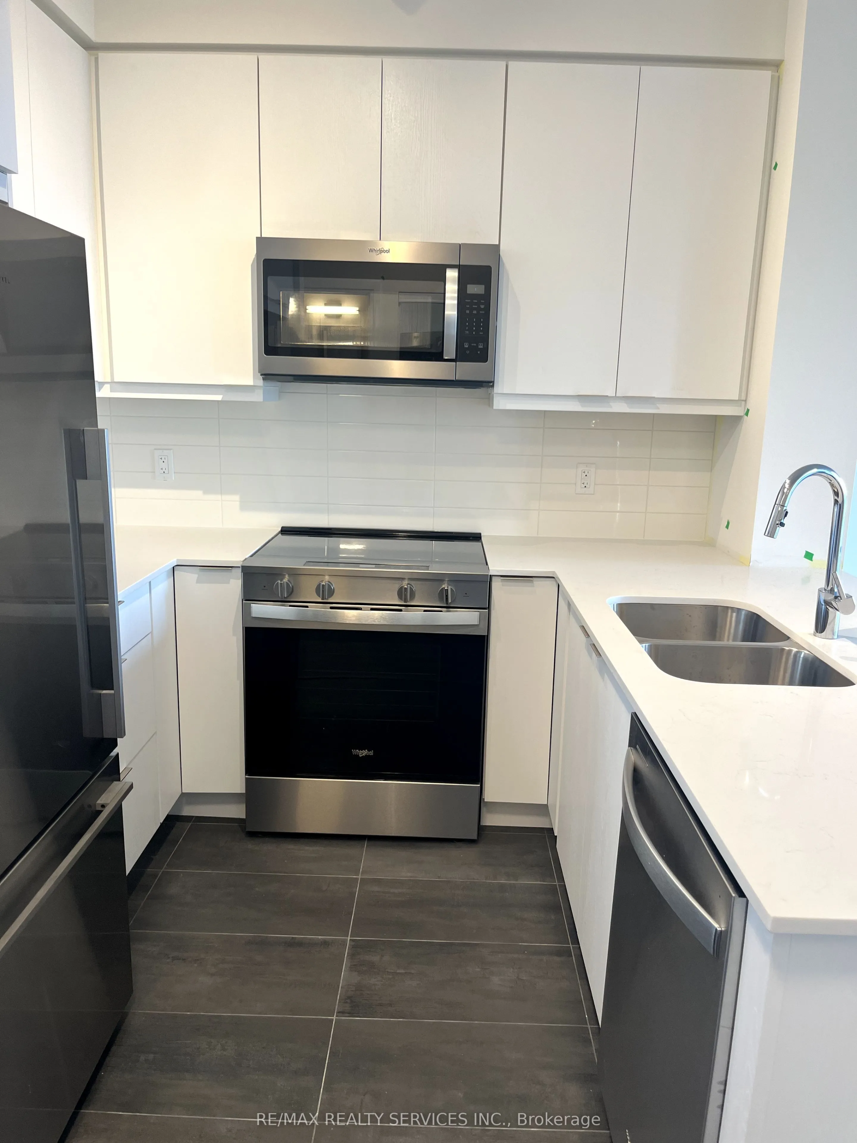 15 Watergarden Drive, #2708