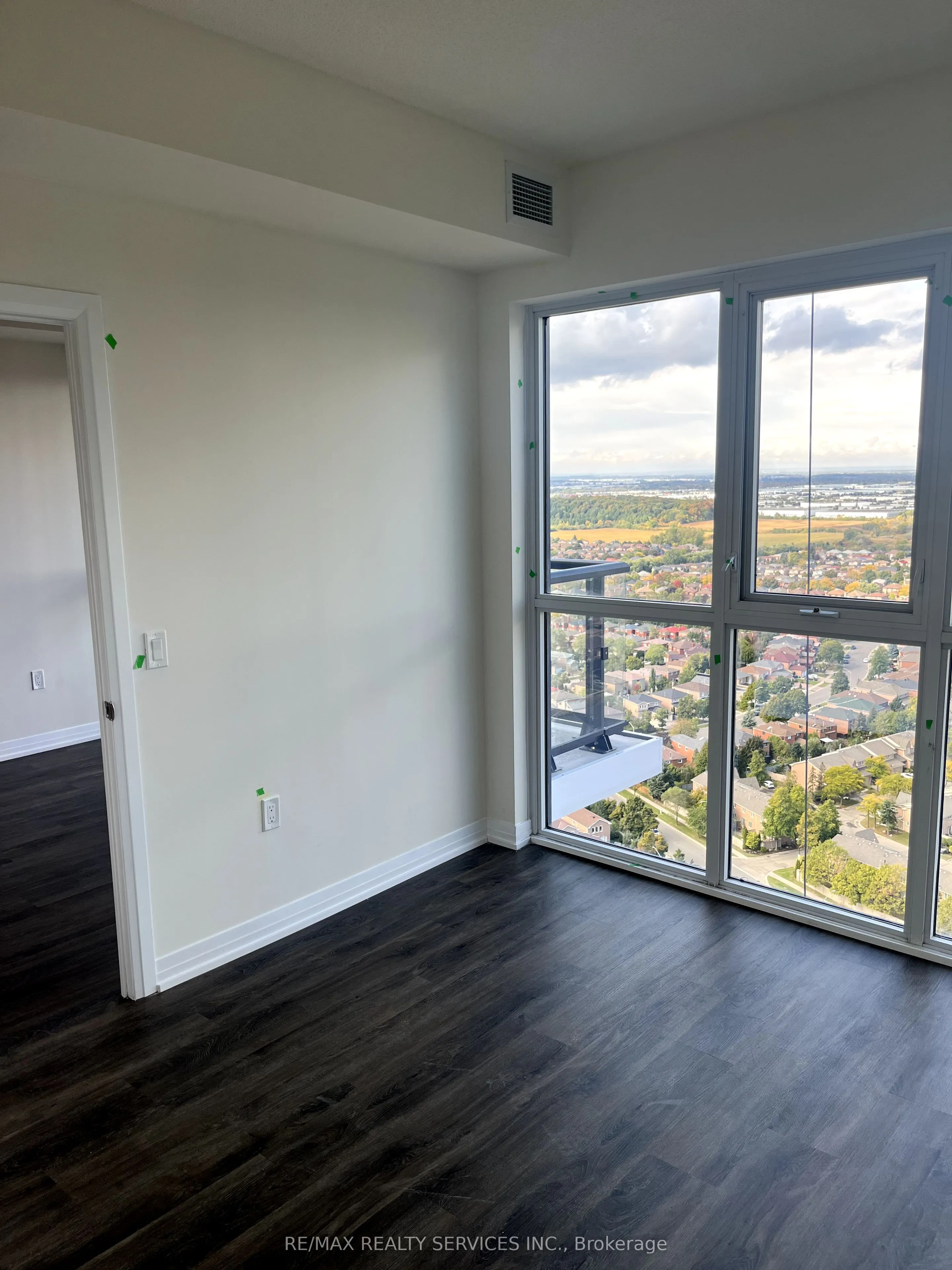 15 Watergarden Drive, #2708