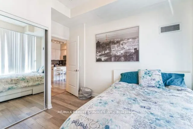 5025 Four Springs Avenue, #1806