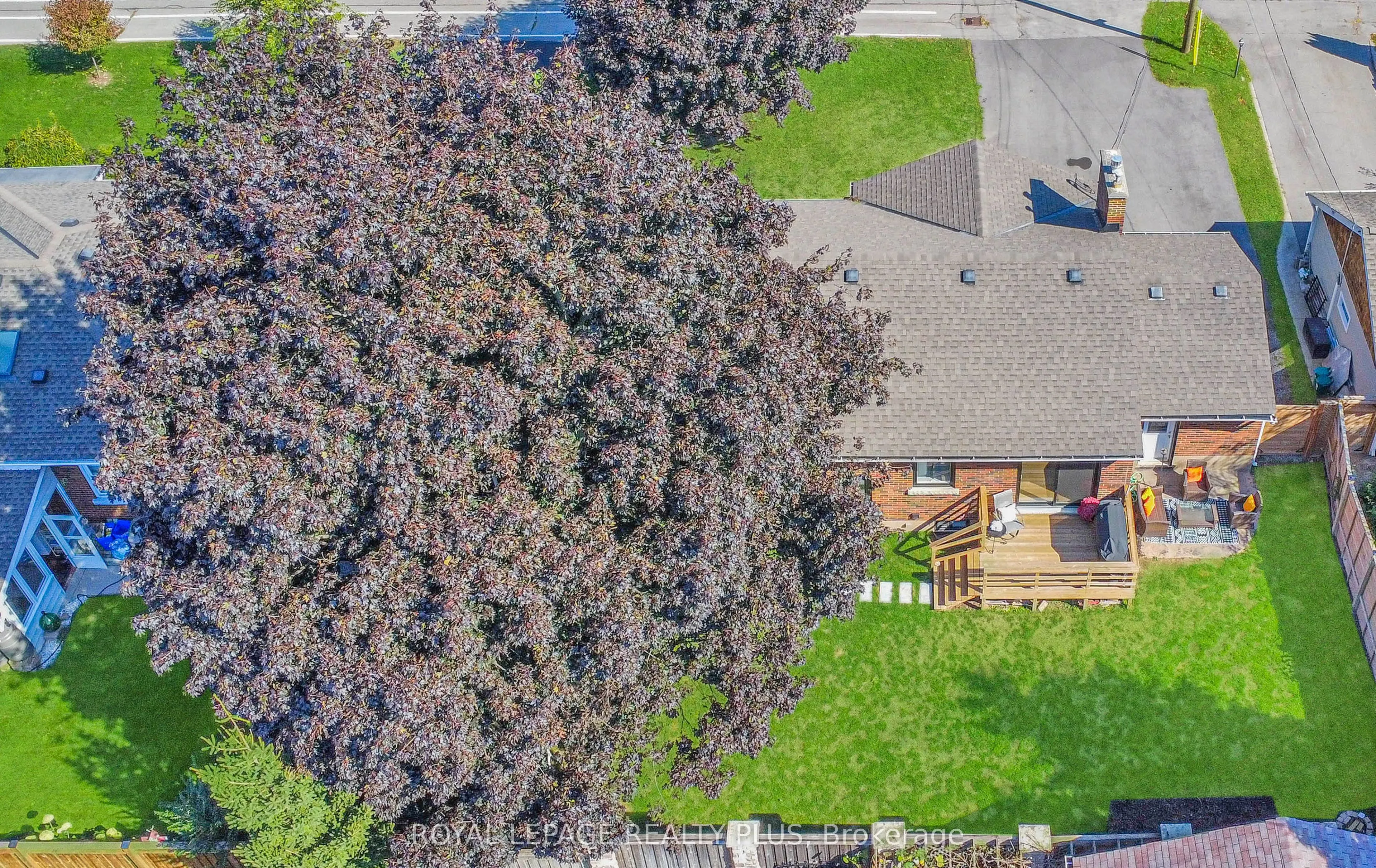 884 Eagle Drive