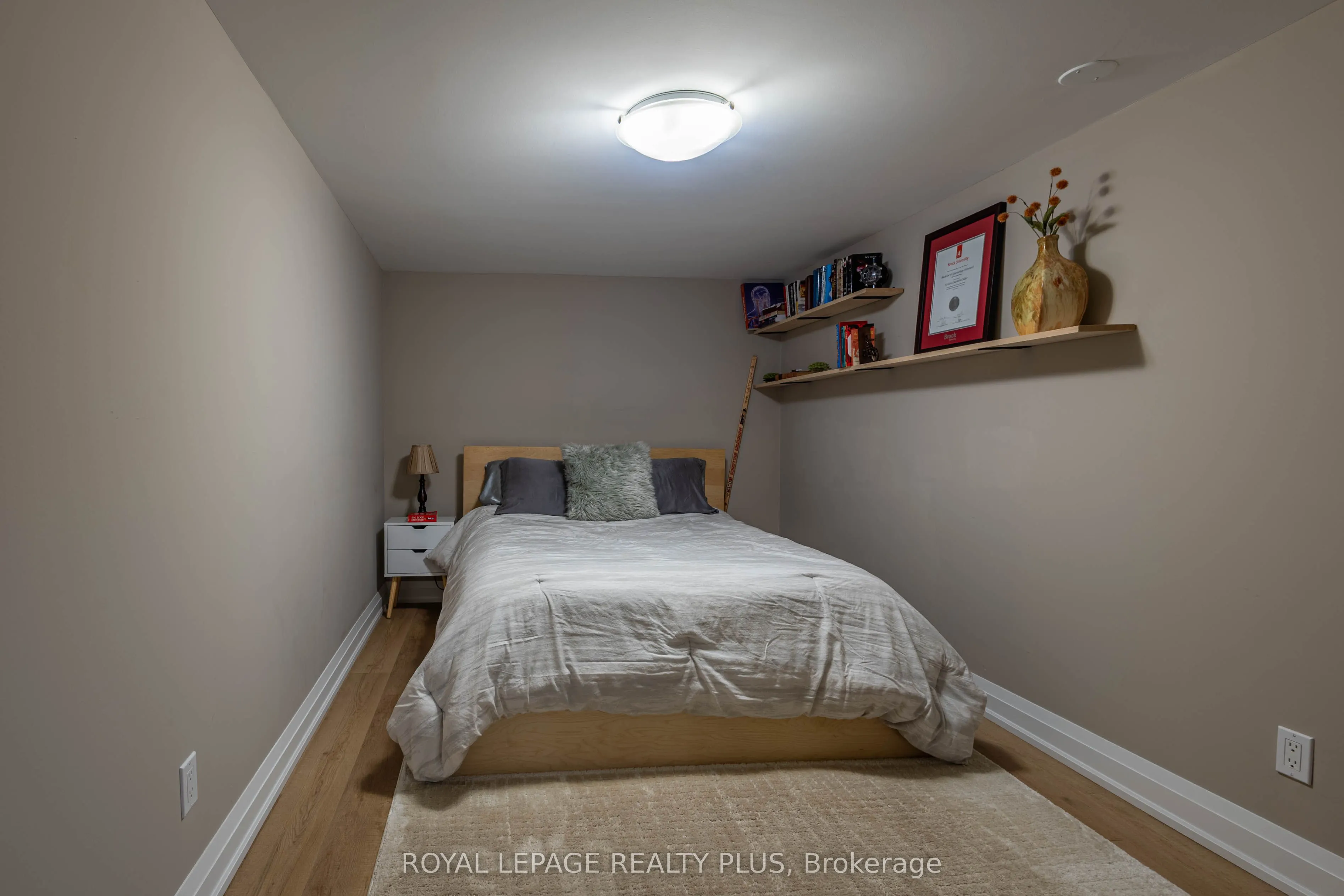 884 Eagle Drive