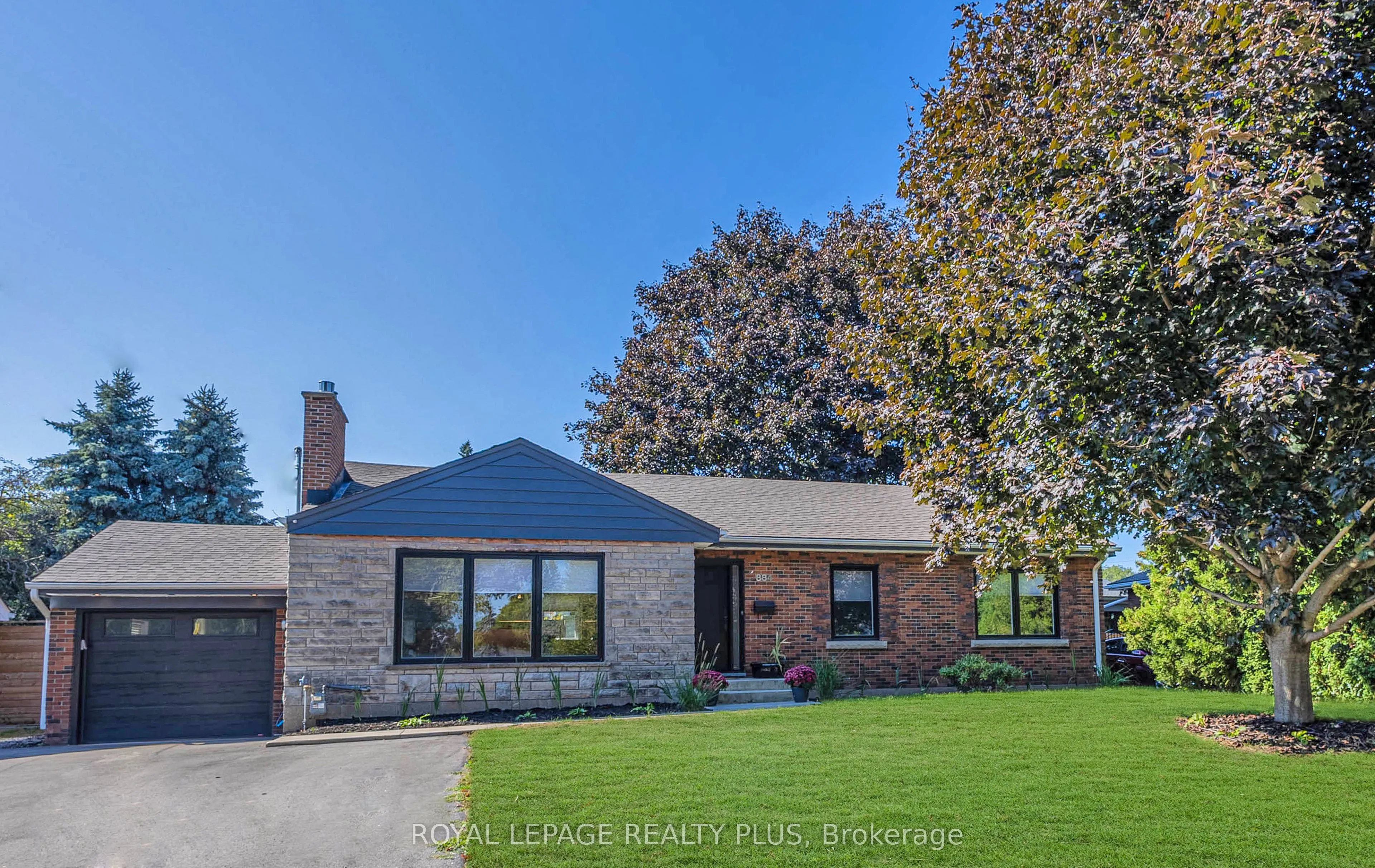 884 Eagle Drive