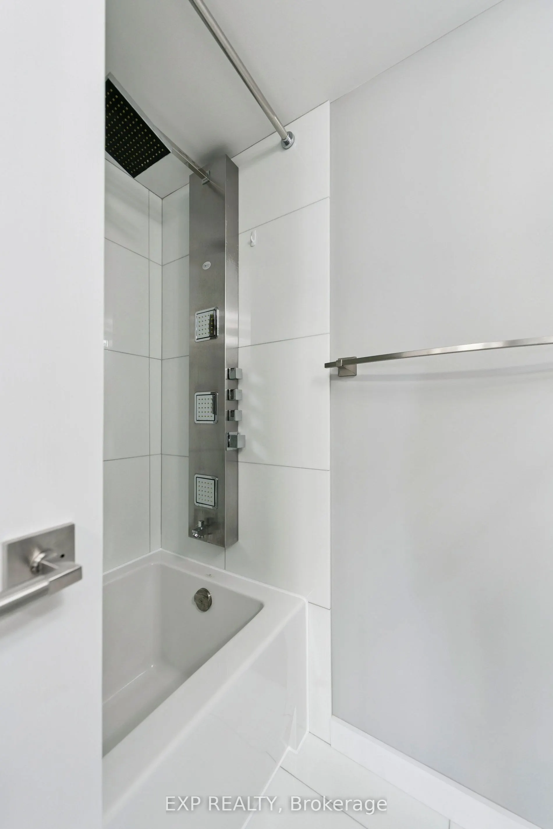 3605 Kariya Drive, #906