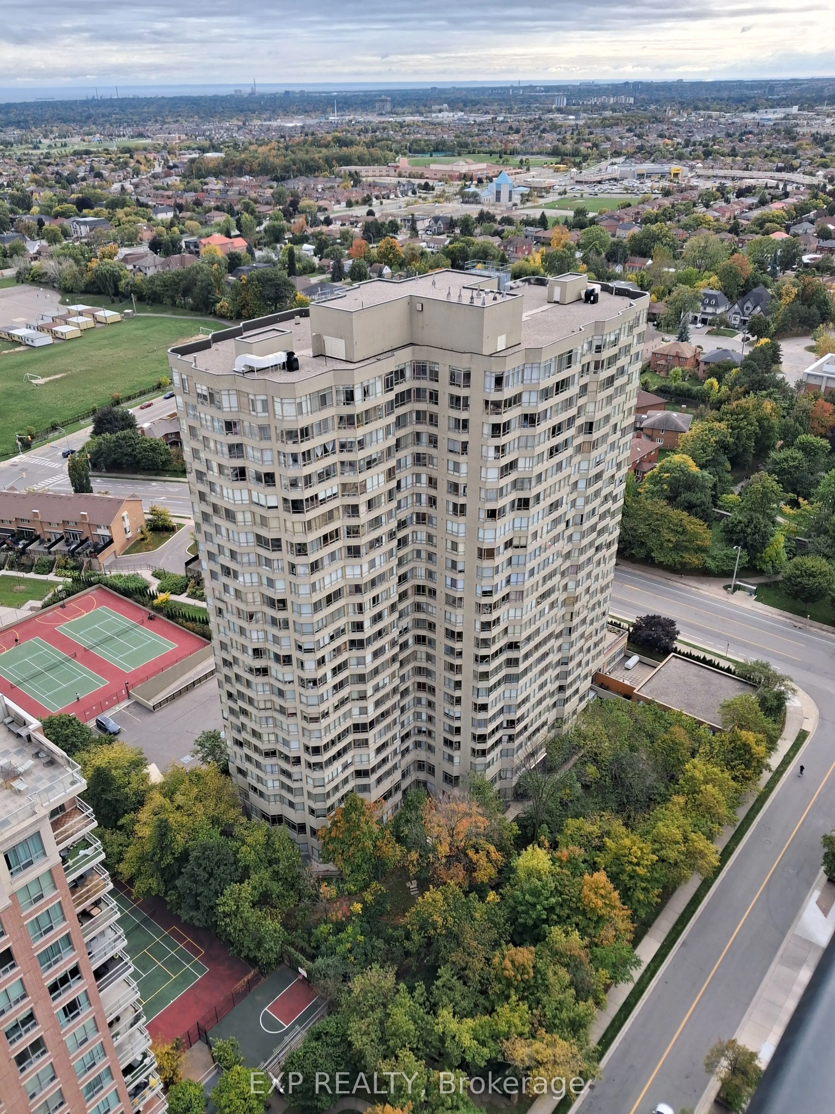 3605 Kariya Drive, #906