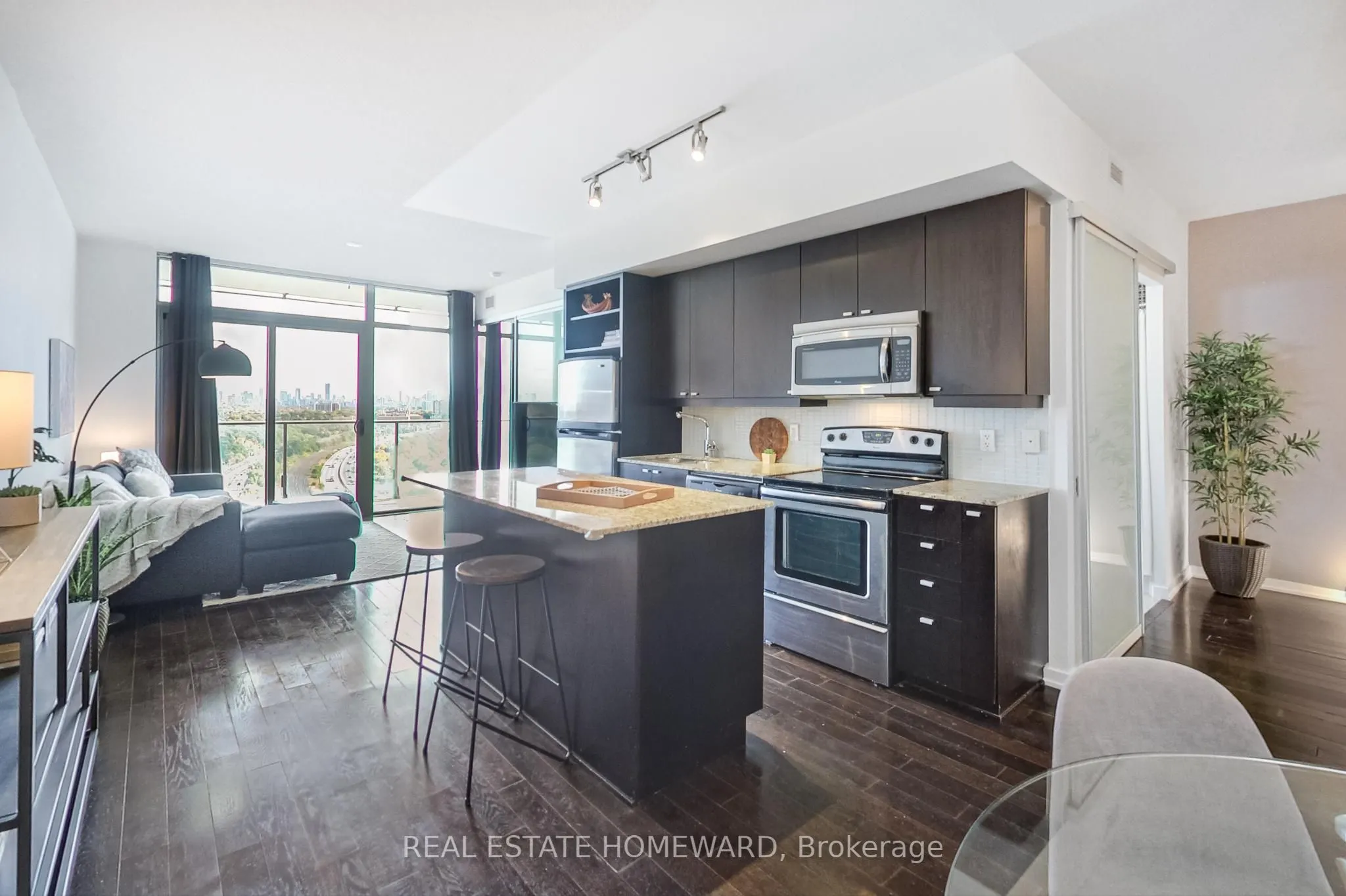 103 The Queensway Avenue, #2302