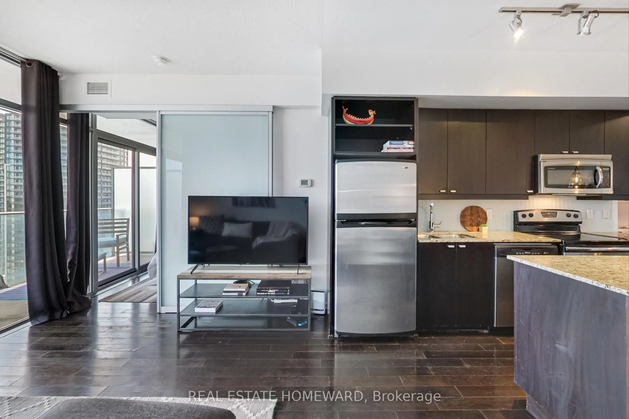 103 The Queensway Avenue, #2302