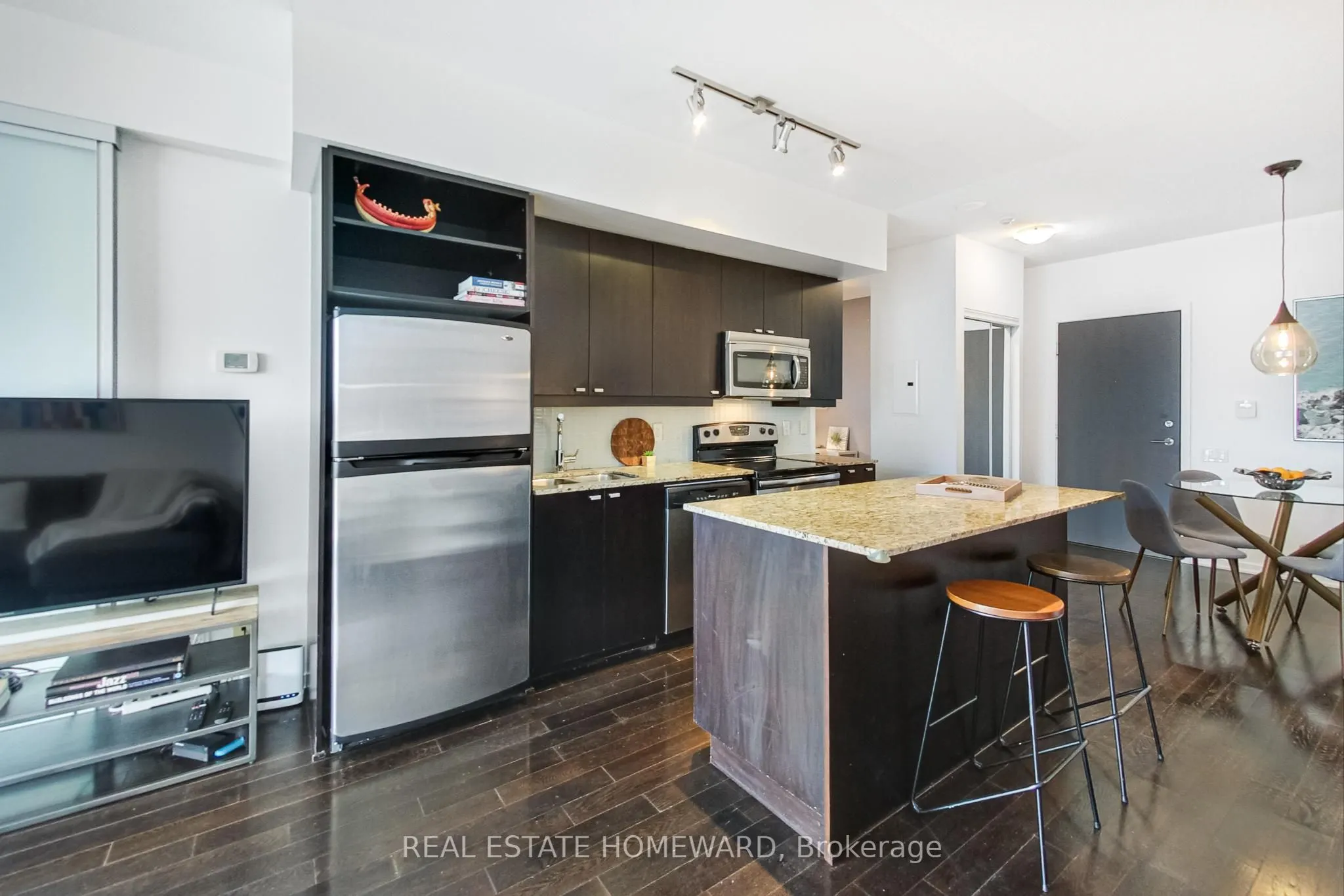 103 The Queensway Avenue, #2302