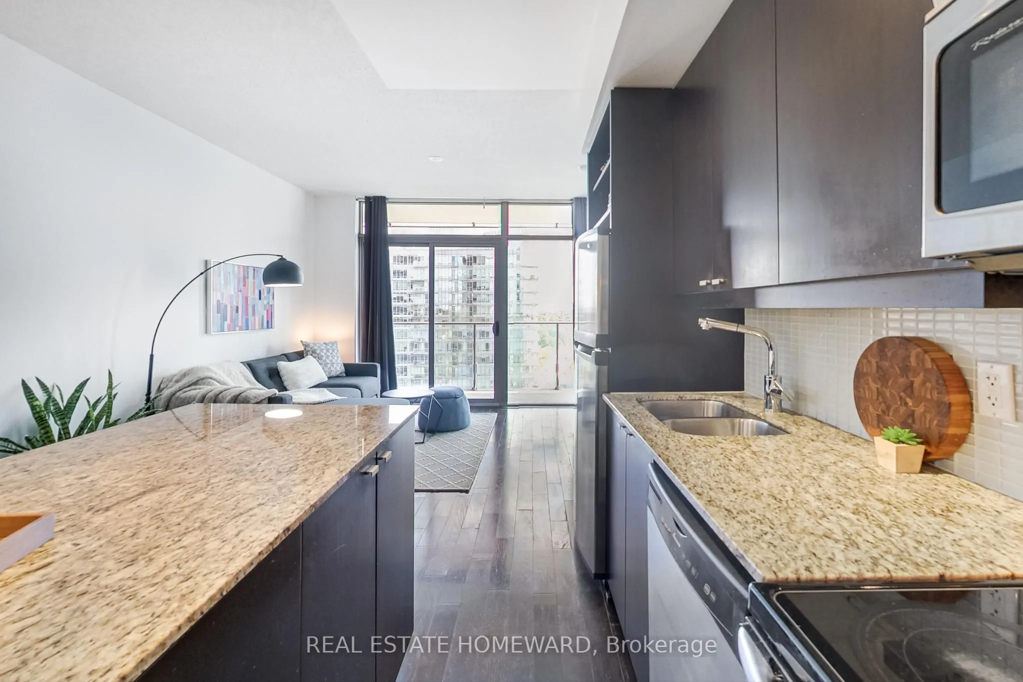 103 The Queensway Avenue, #2302