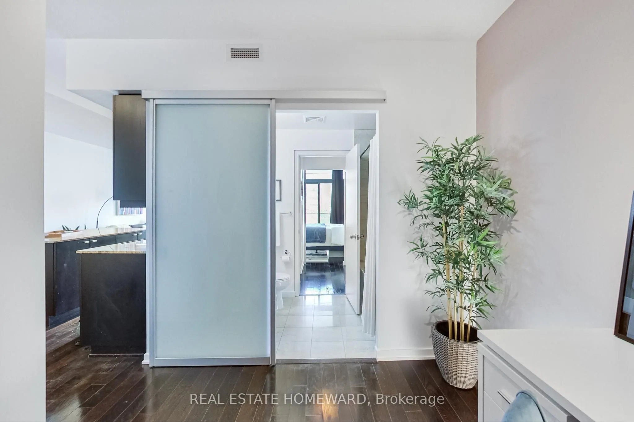 103 The Queensway Avenue, #2302