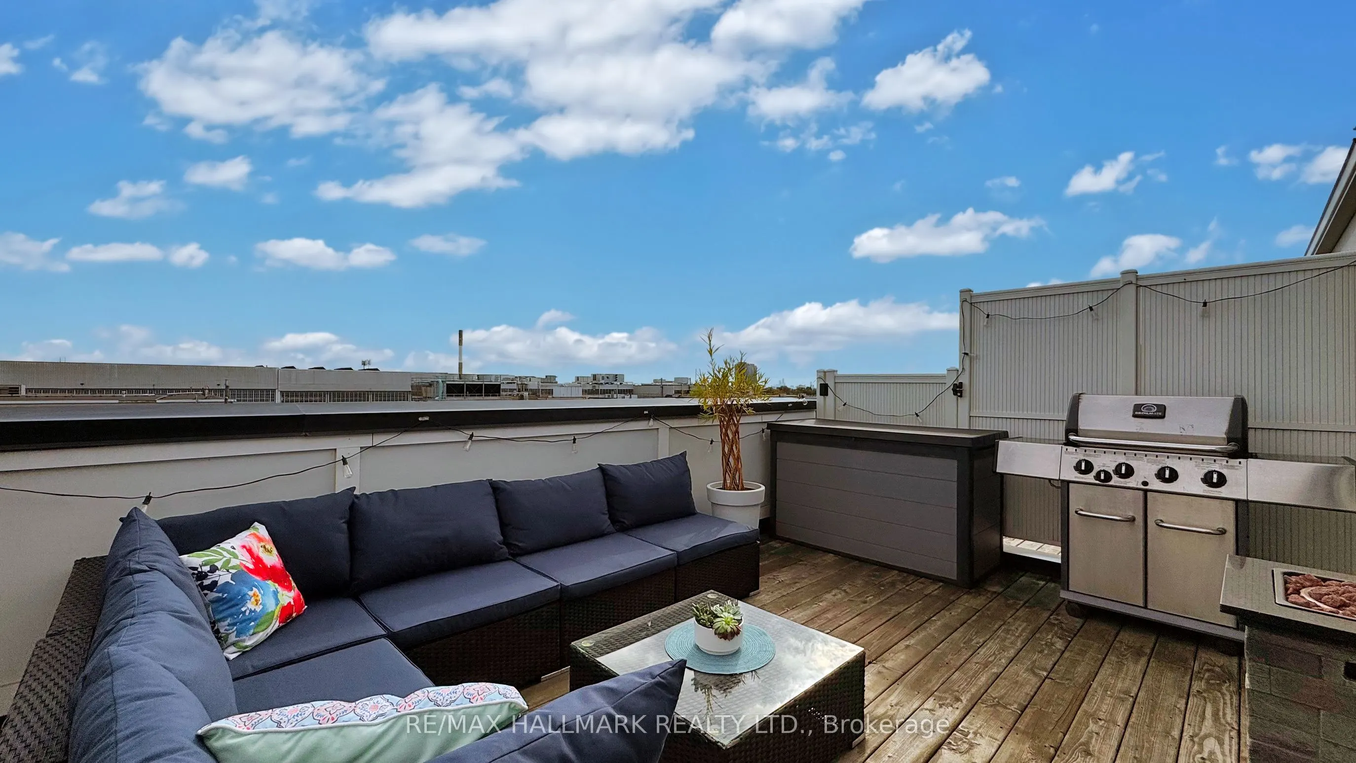 171 William Duncan Road, #8
