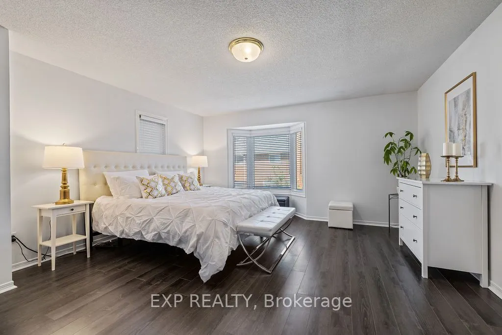 2006 Glenada Crescent, #15
