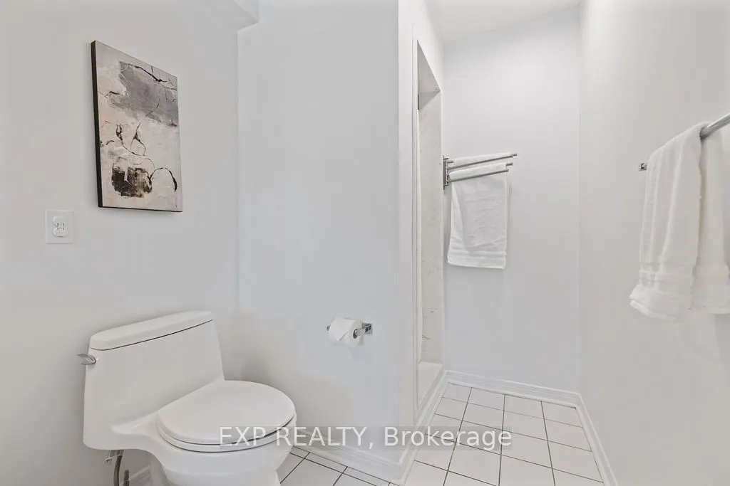 2006 Glenada Crescent, #15