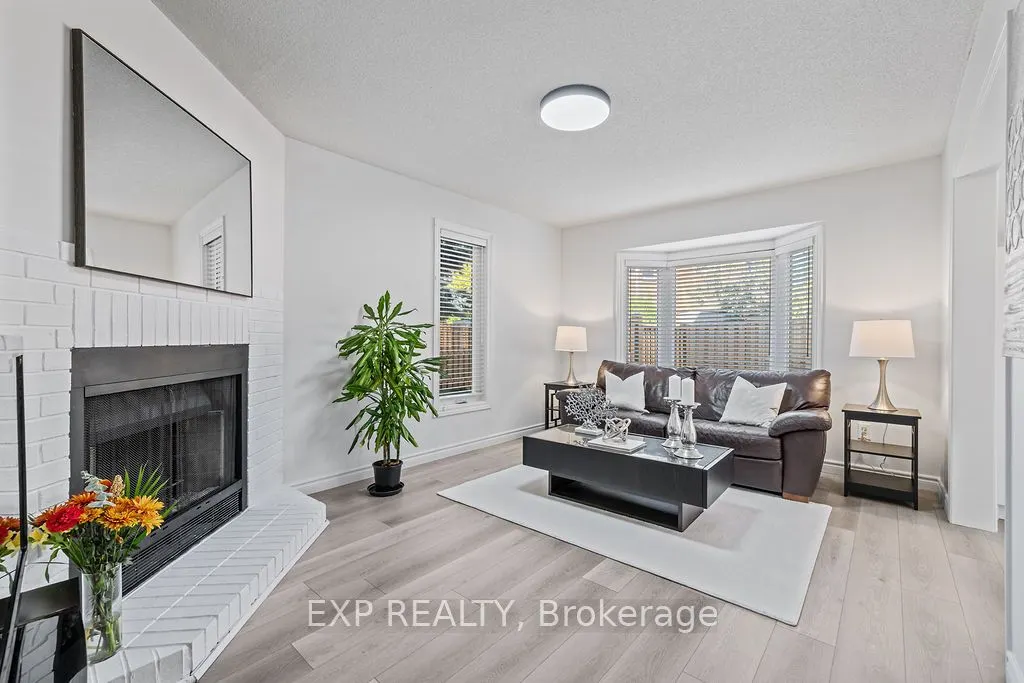 2006 Glenada Crescent, #15